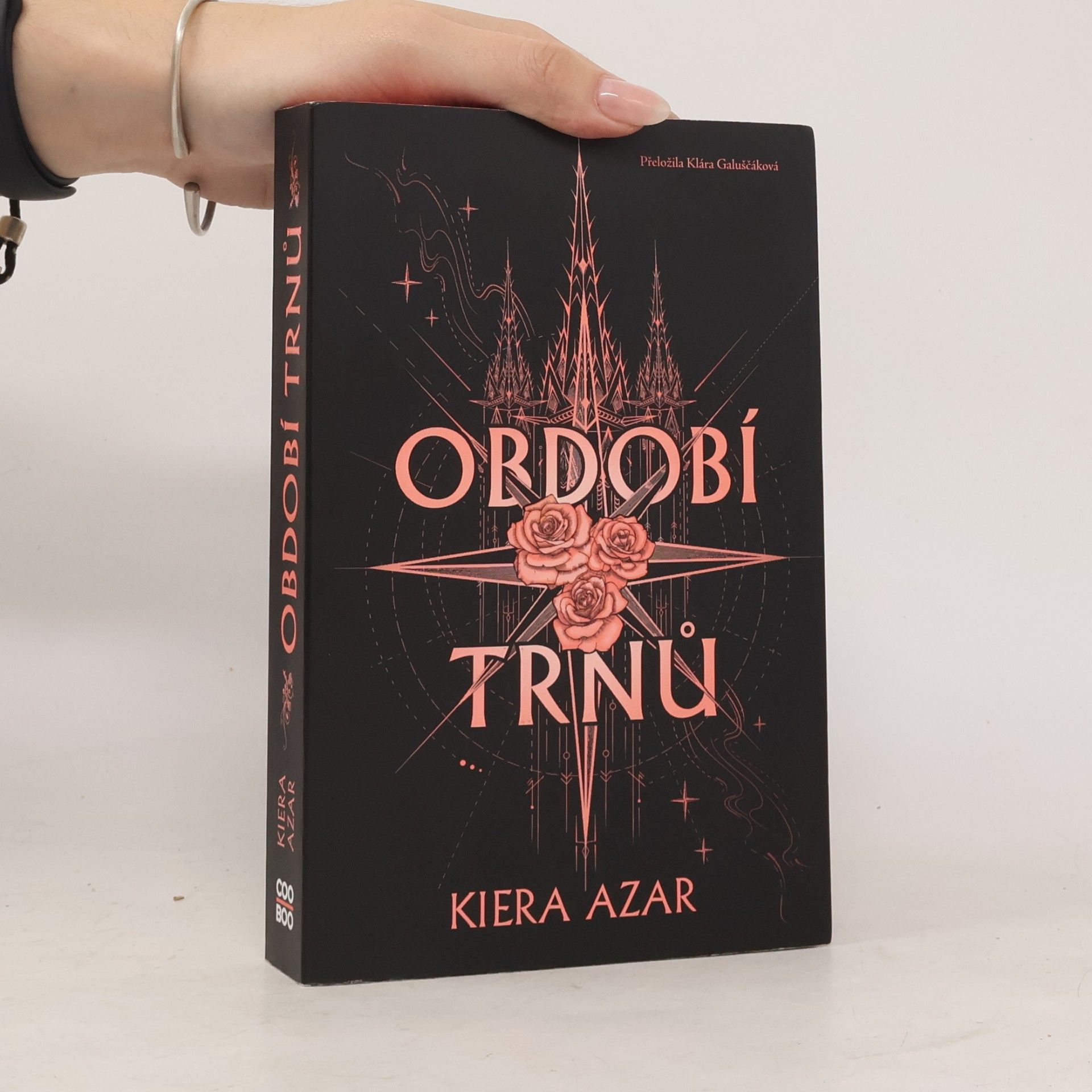 Kiera Azar Období trnů