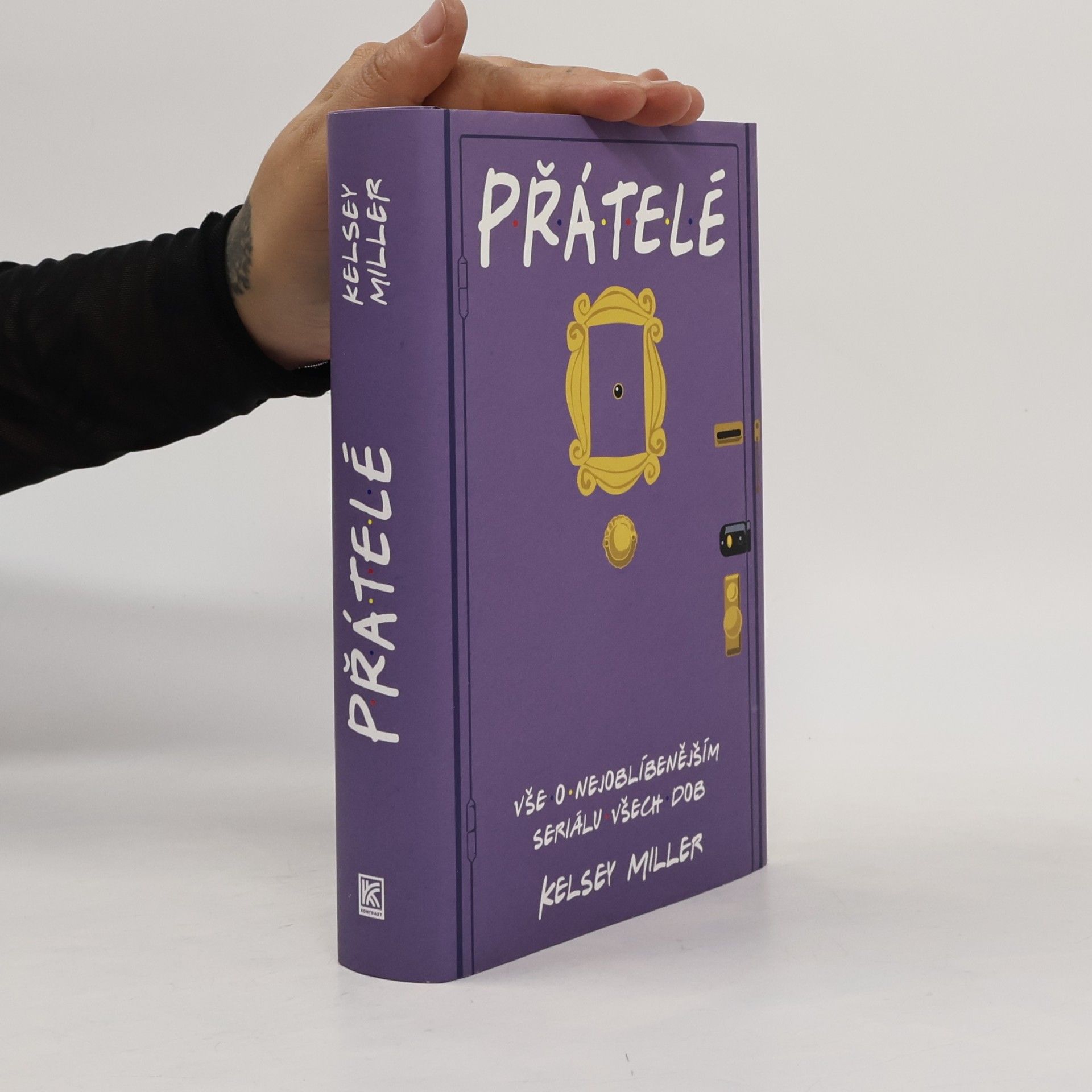 Kelsey Miller Přátelé