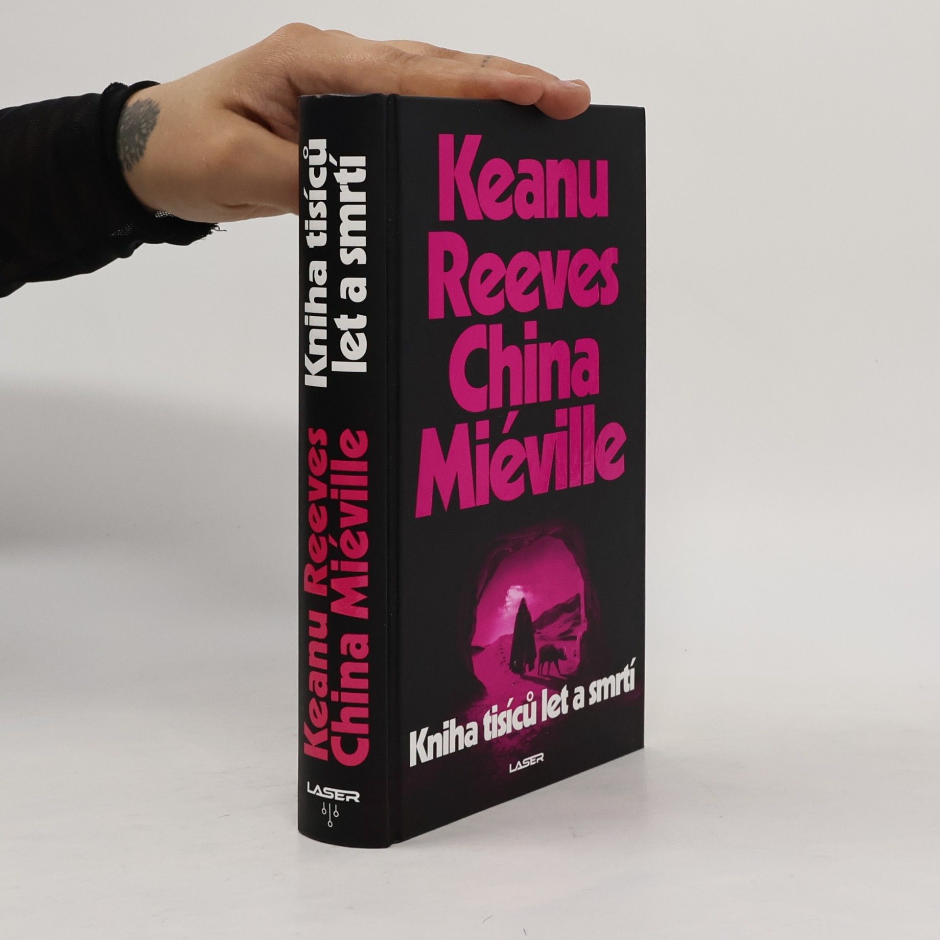 Keanu Reeves Kniha tisíců let a smrtí