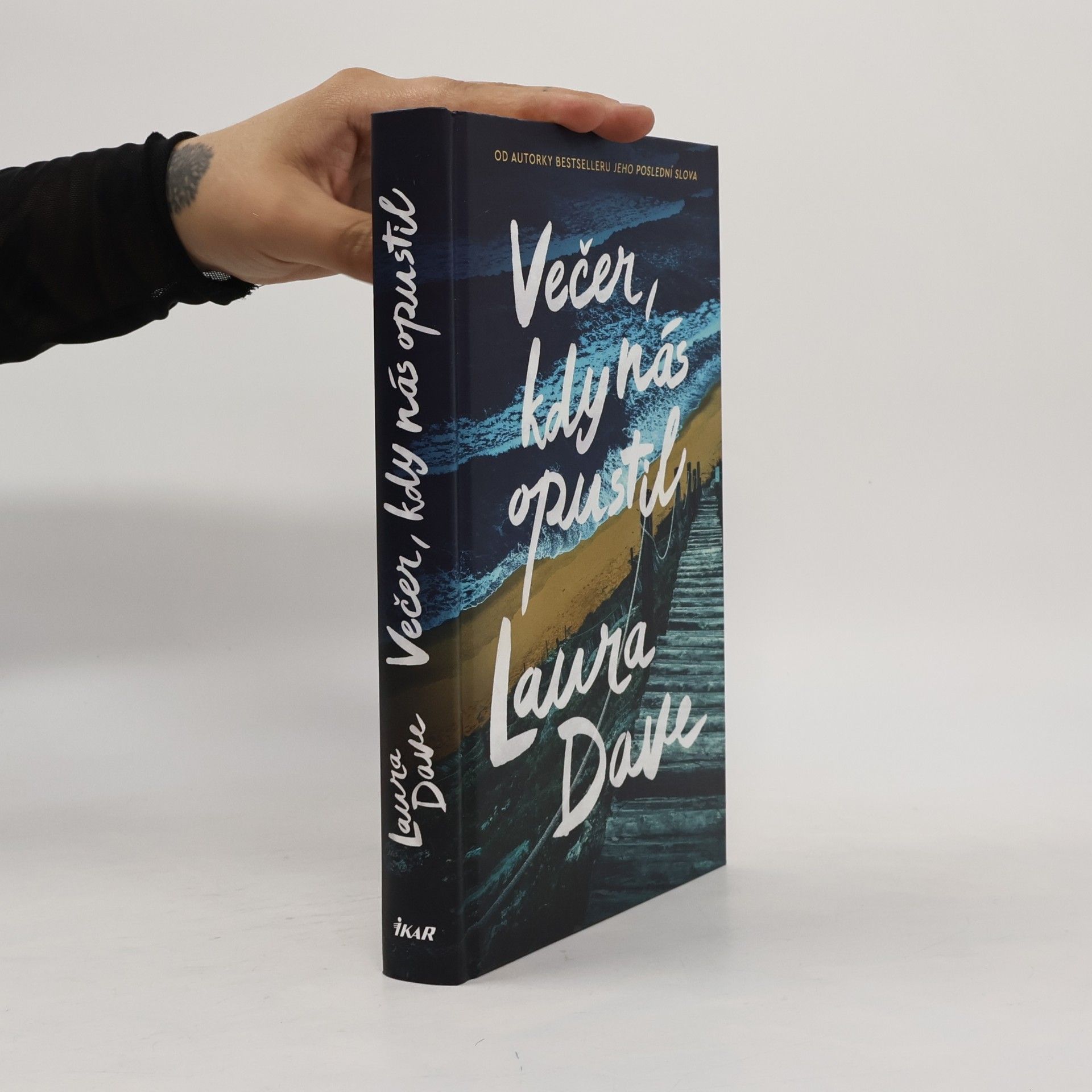 Laura Dave Večer, kdy nás opustil