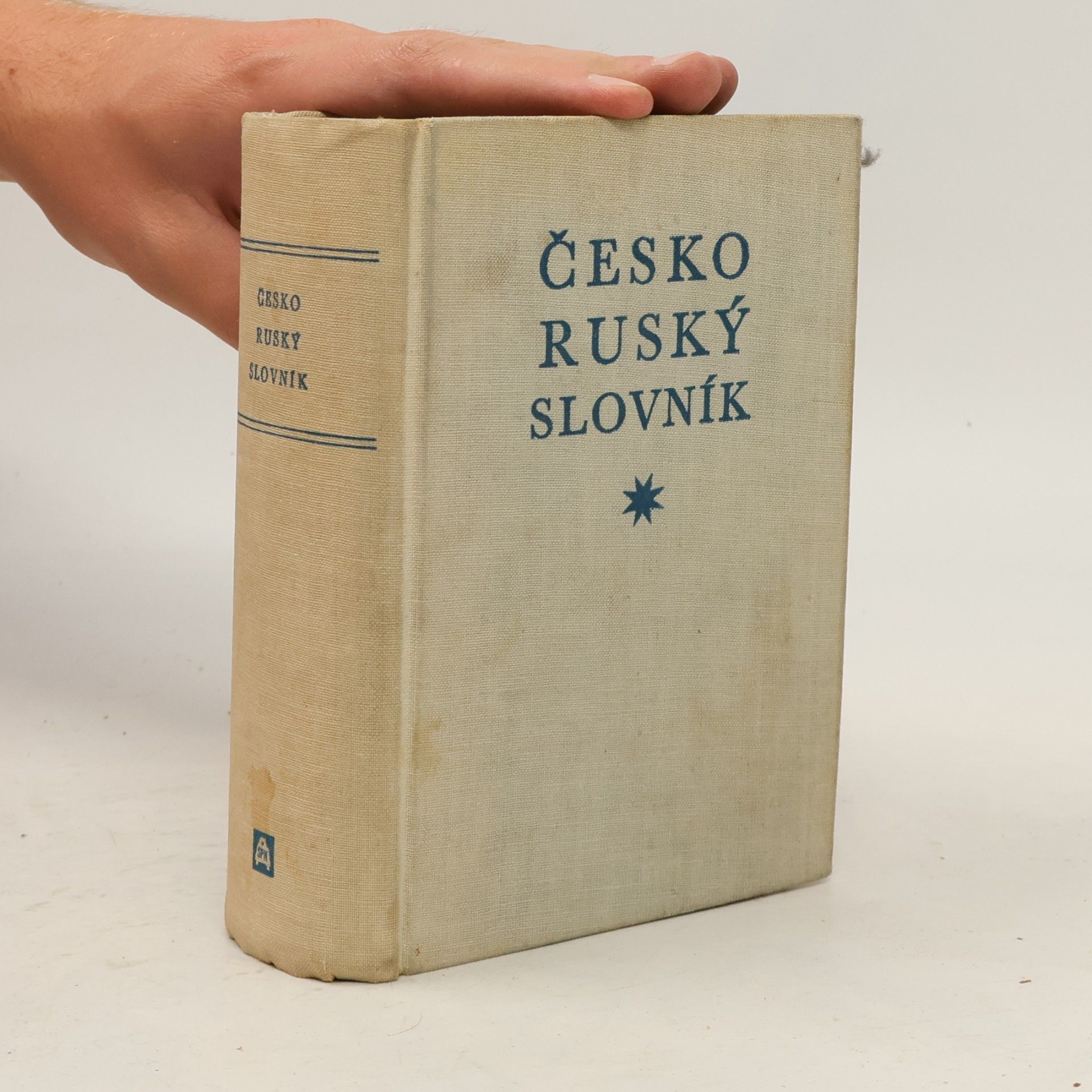 Alexandra Schierová Česko-ruský slovník