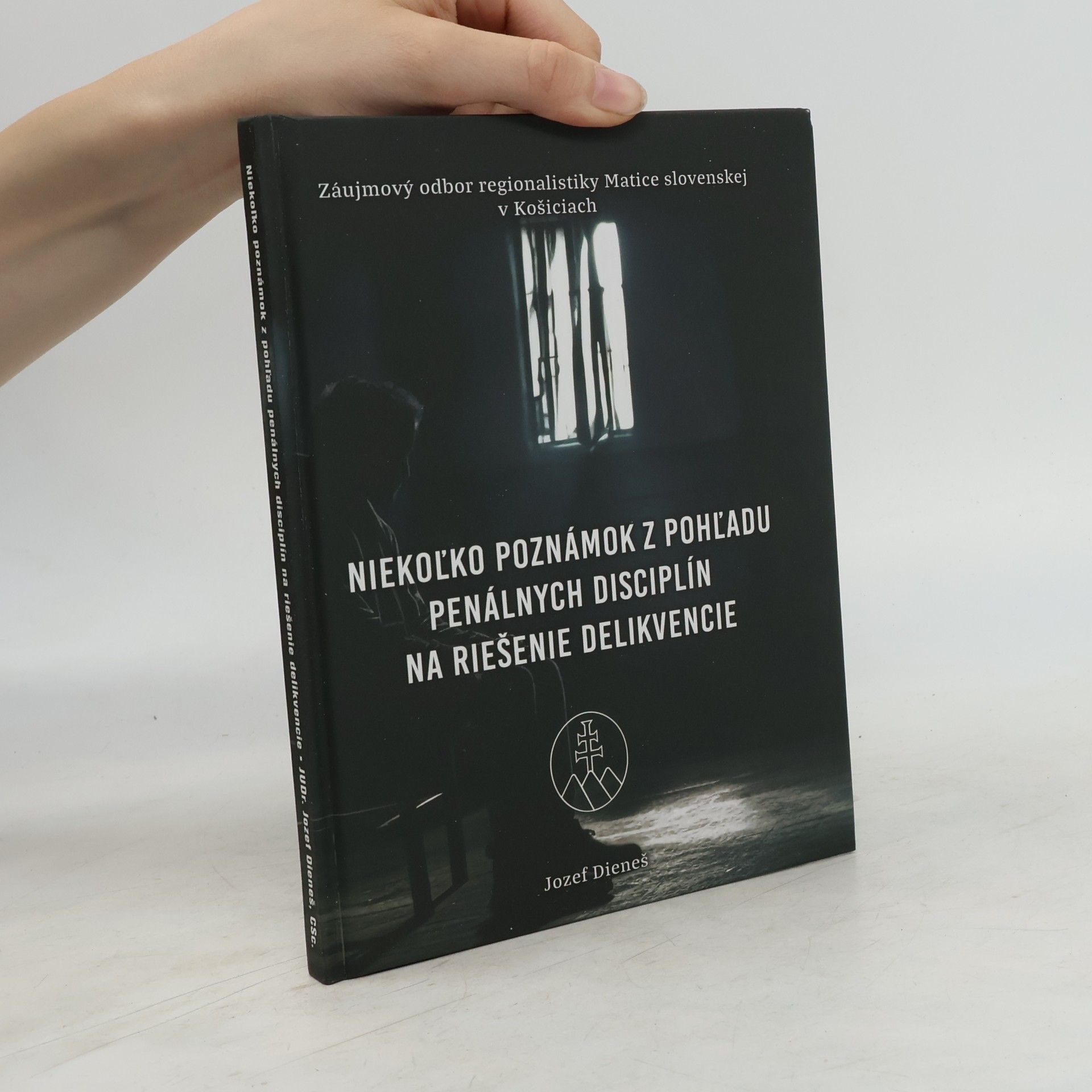 Niekoľko poznámok z pohľadu penálnych disciplín na riešenie delikvence