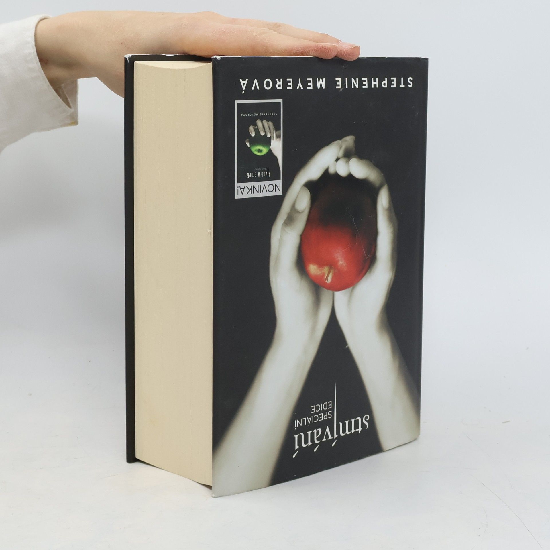 Stephenie Meyer Stmívání. Život a smrt: Druhý pohled. (Speciální edice)