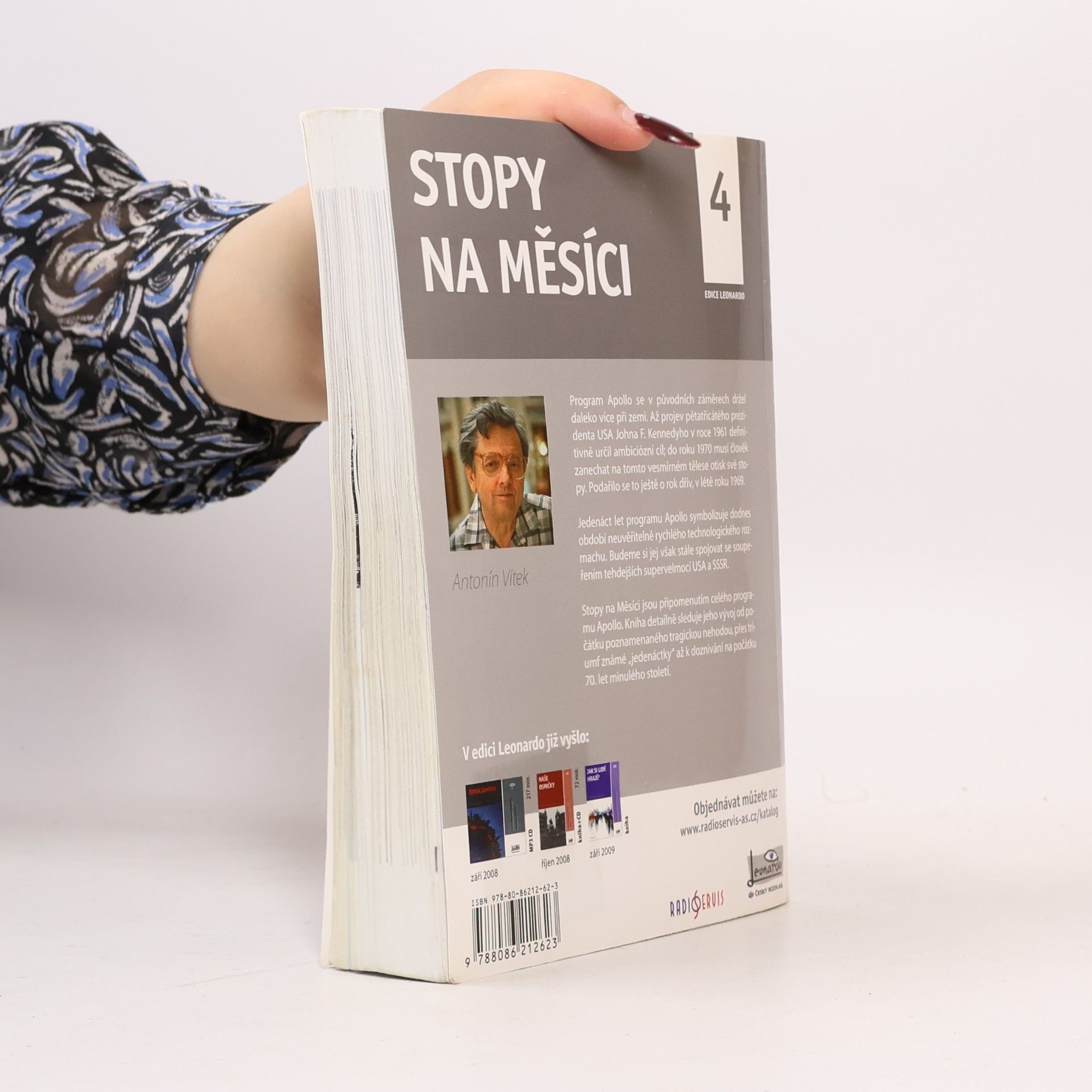 Antonín Vítek Stopy na Měsíci