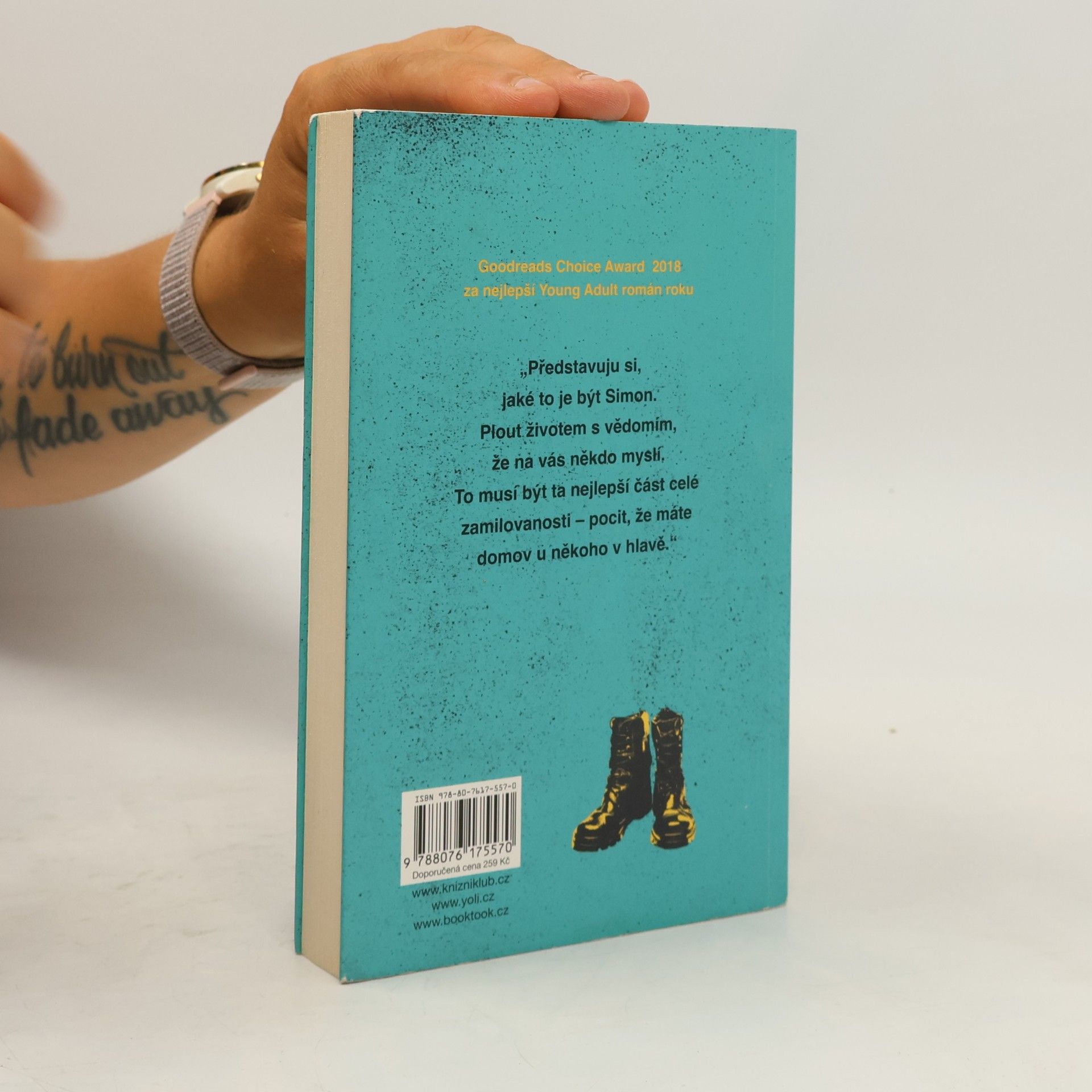 Becky Albertalli Holka mimo rytmus