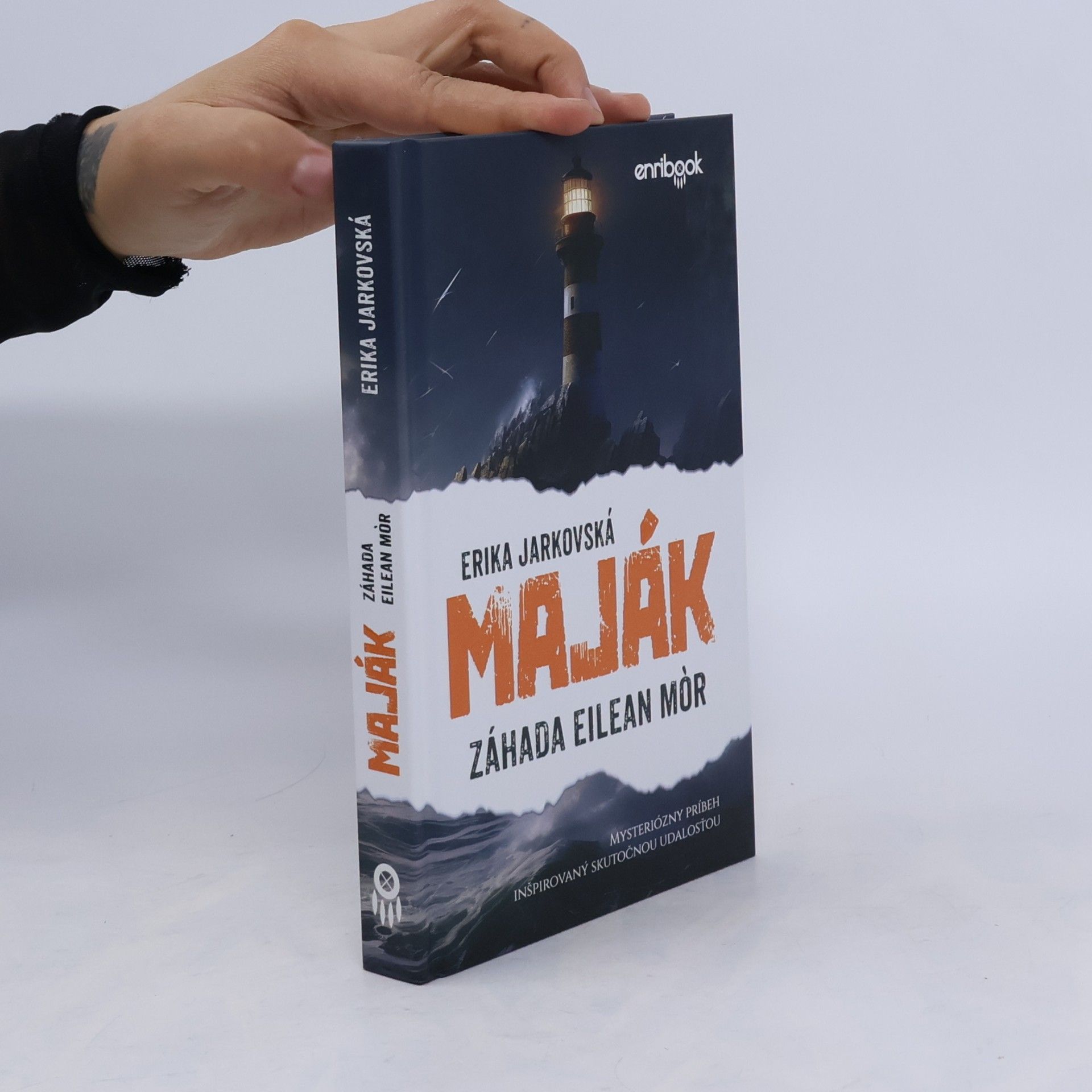 Erika Jarkovská Maják: Záhada Eilean Mór