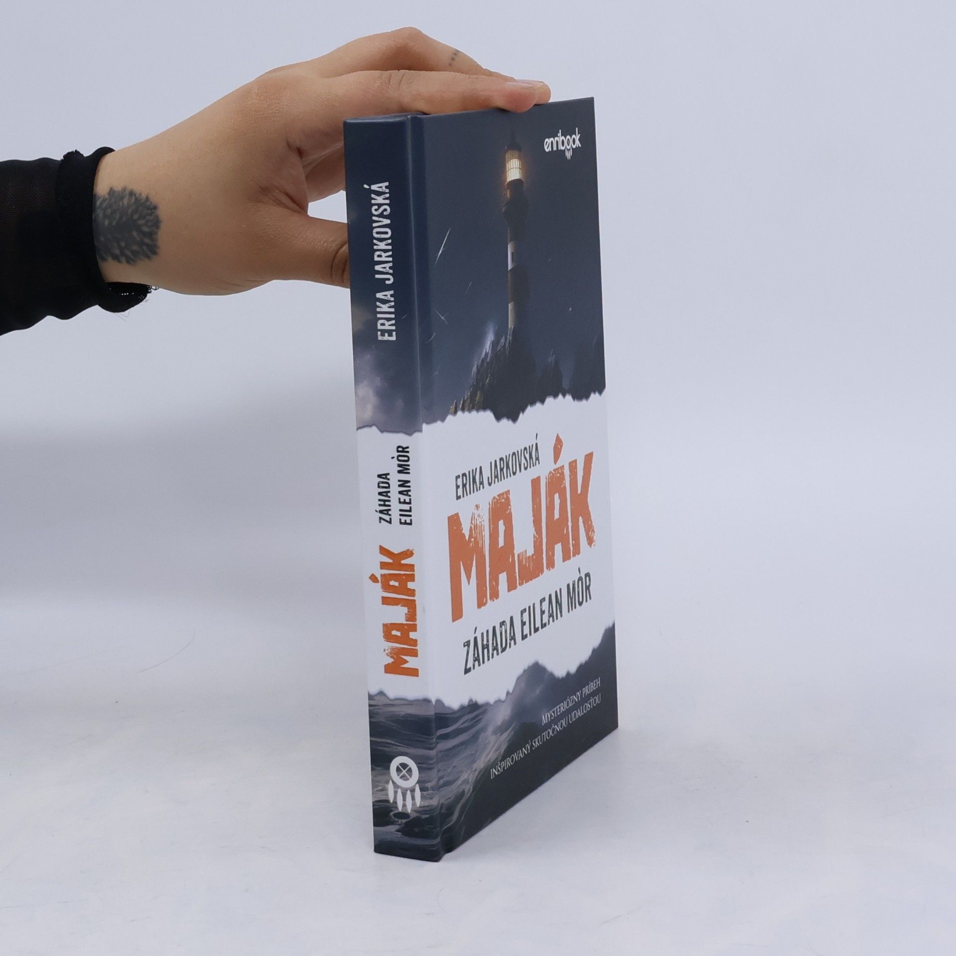 Erika Jarkovská Maják: Záhada Eilean Mór