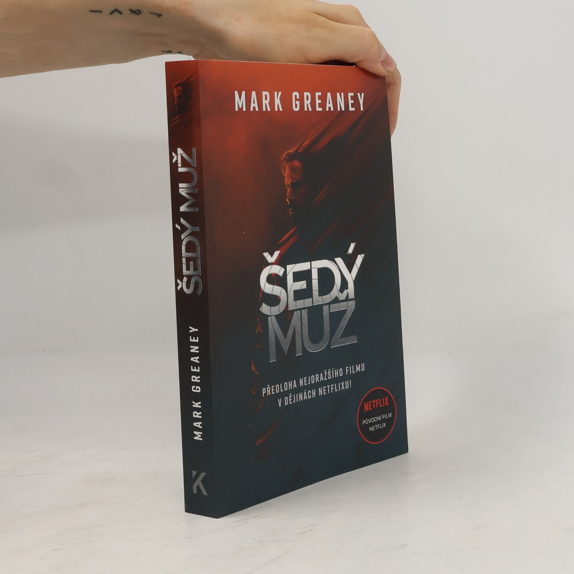 Mark Greaney Šedý muž