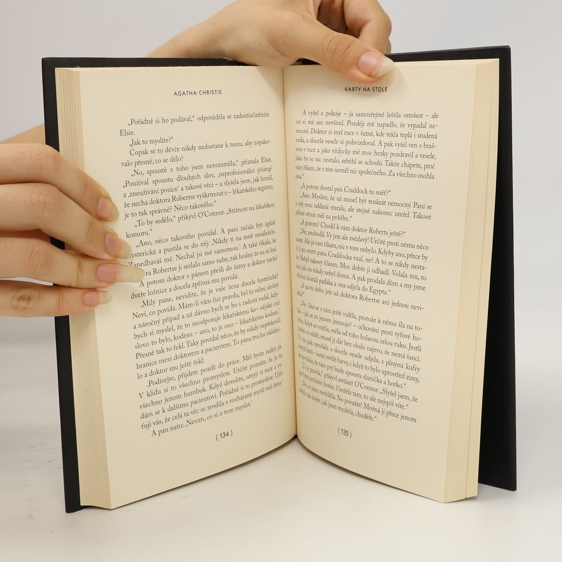 Agatha Christie Karty na stole