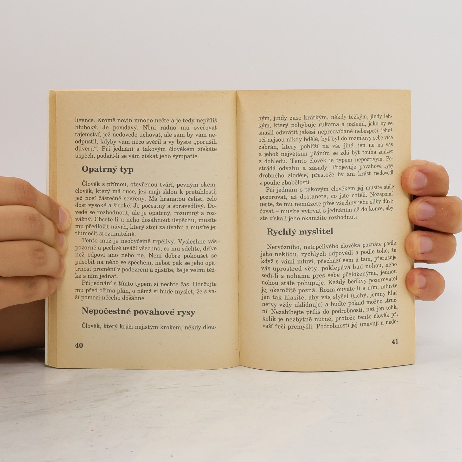 Cyron Damon Kapesní frenologie - Jak poznat charakter člověka na první pohled