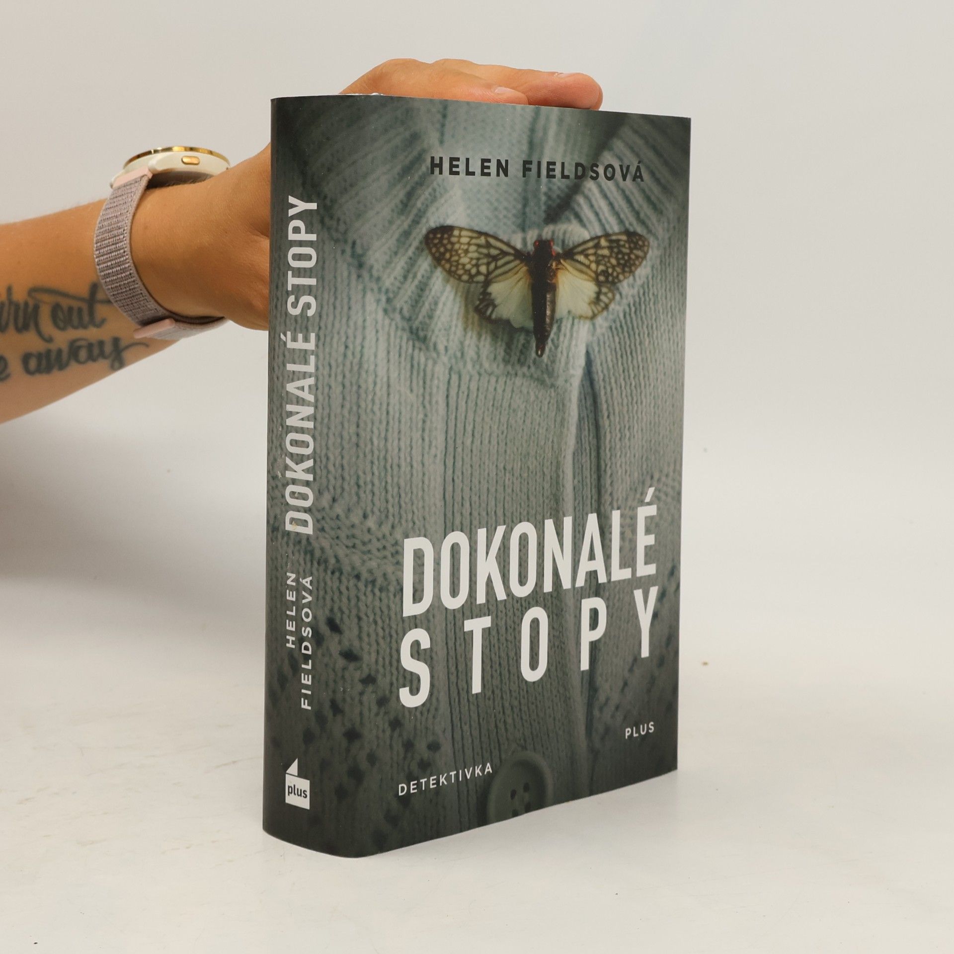 Helen Fields Dokonalé stopy