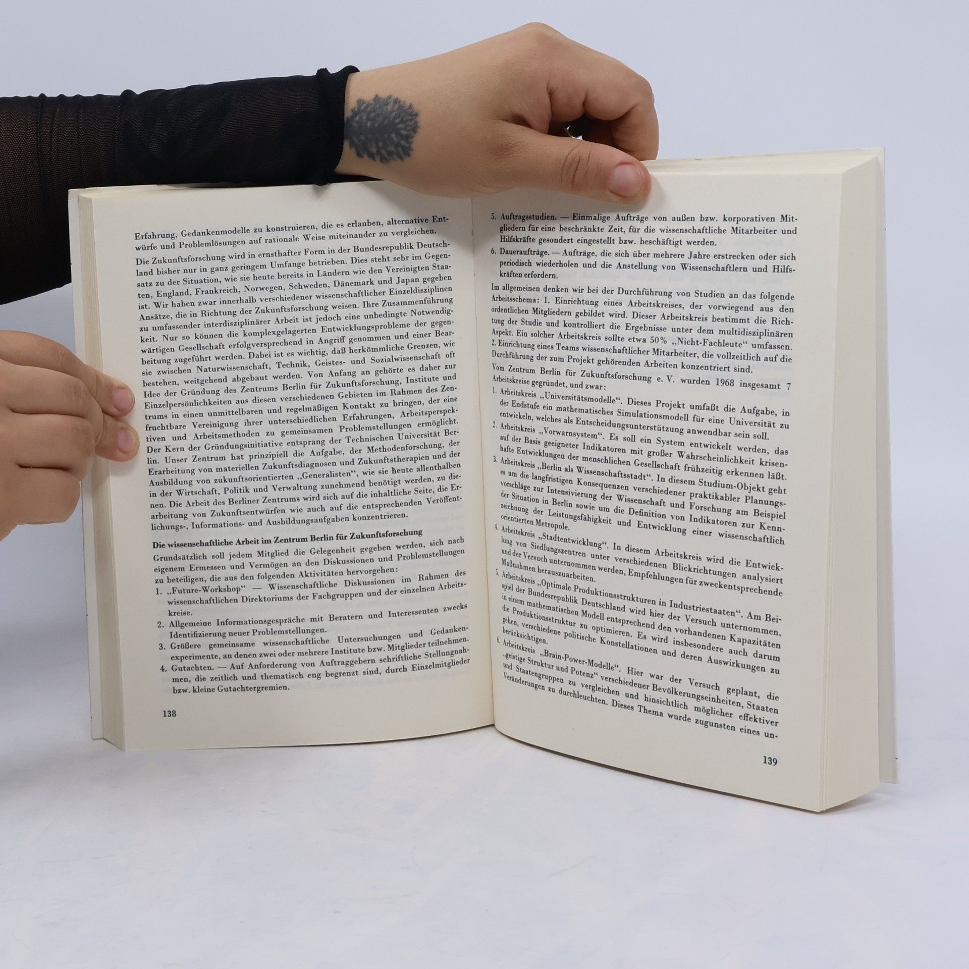 Autorenkollektiv Menschen im Jahr 2000