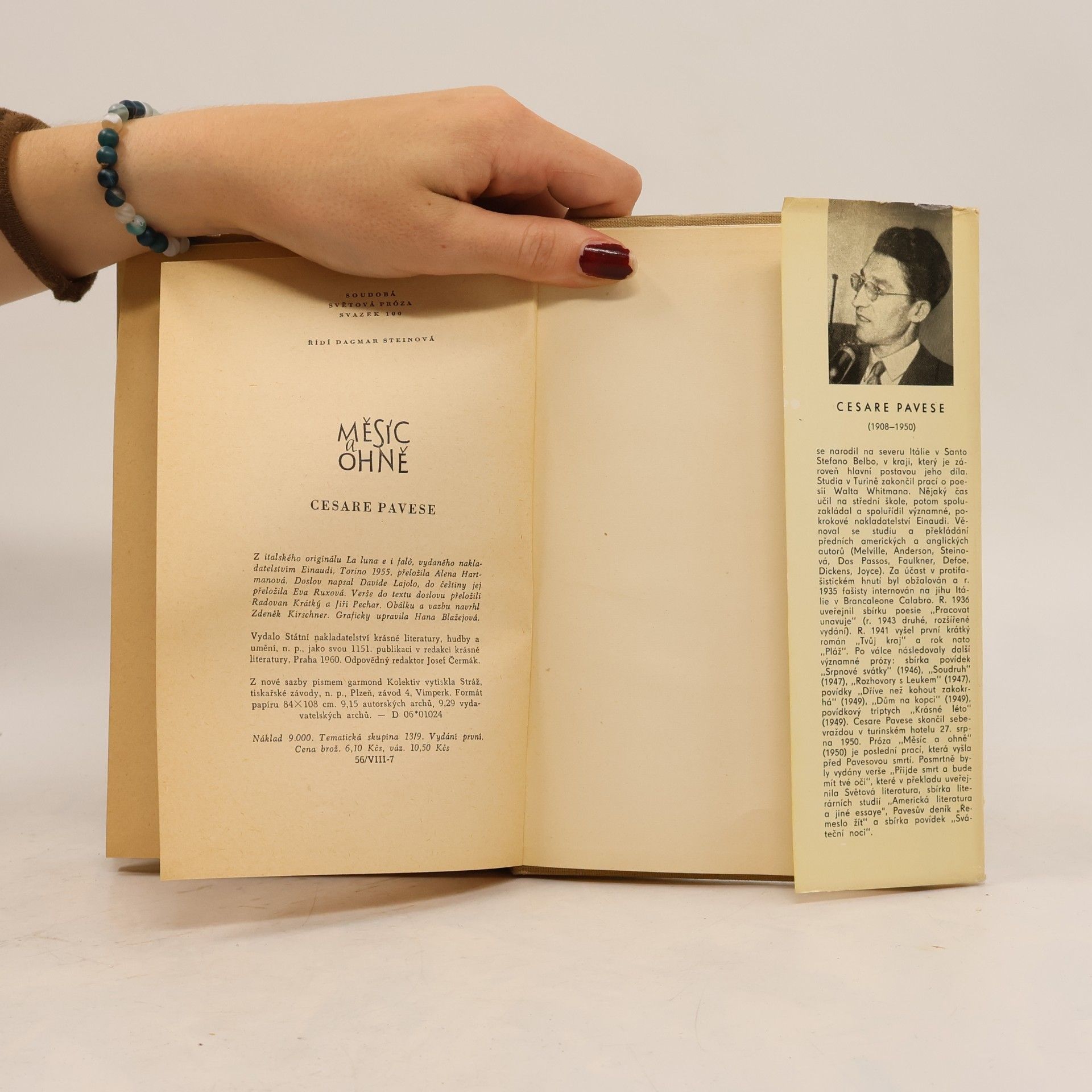Cesare Pavese Měsíc a ohně