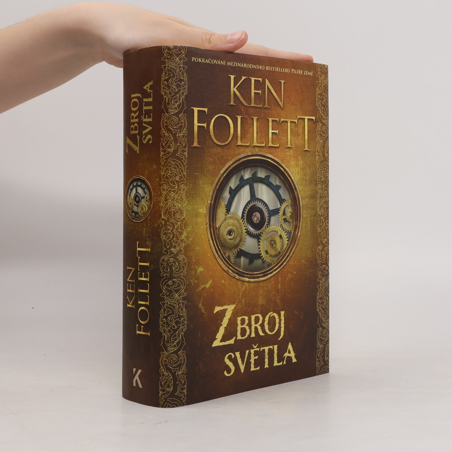 Ken Follett Zbroj světla