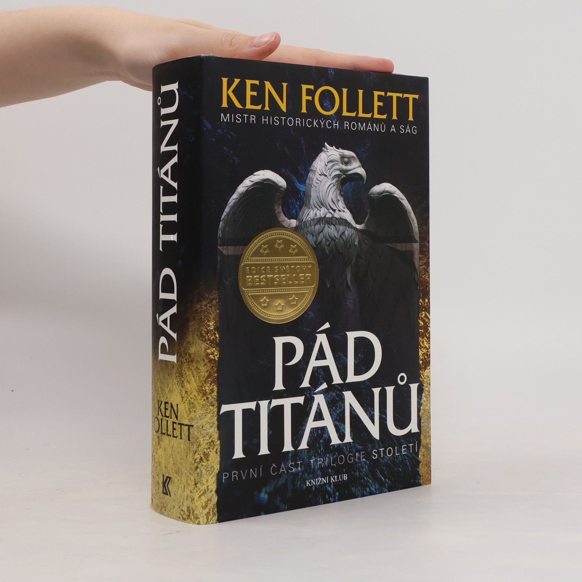 Ken Follett Pád titánů