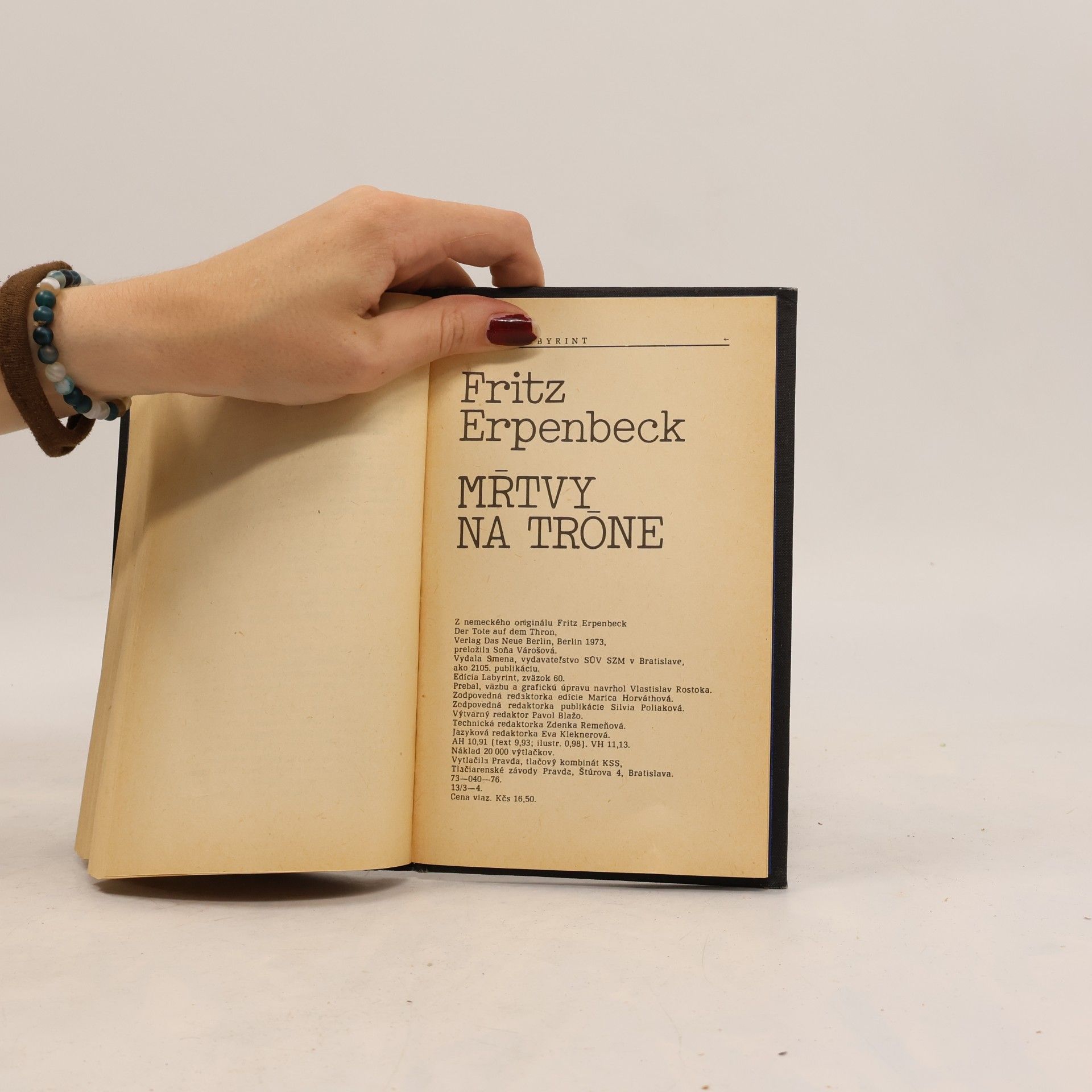 Fritz Erpenbeck Mŕtvy na tróne