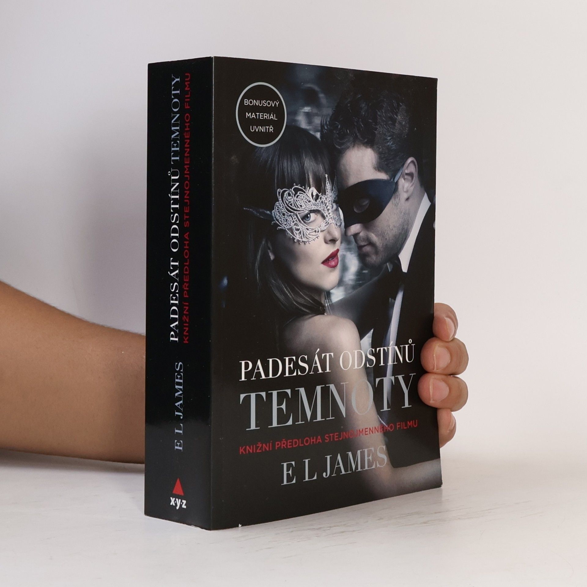 E. L. James Padesát odstínů temnoty
