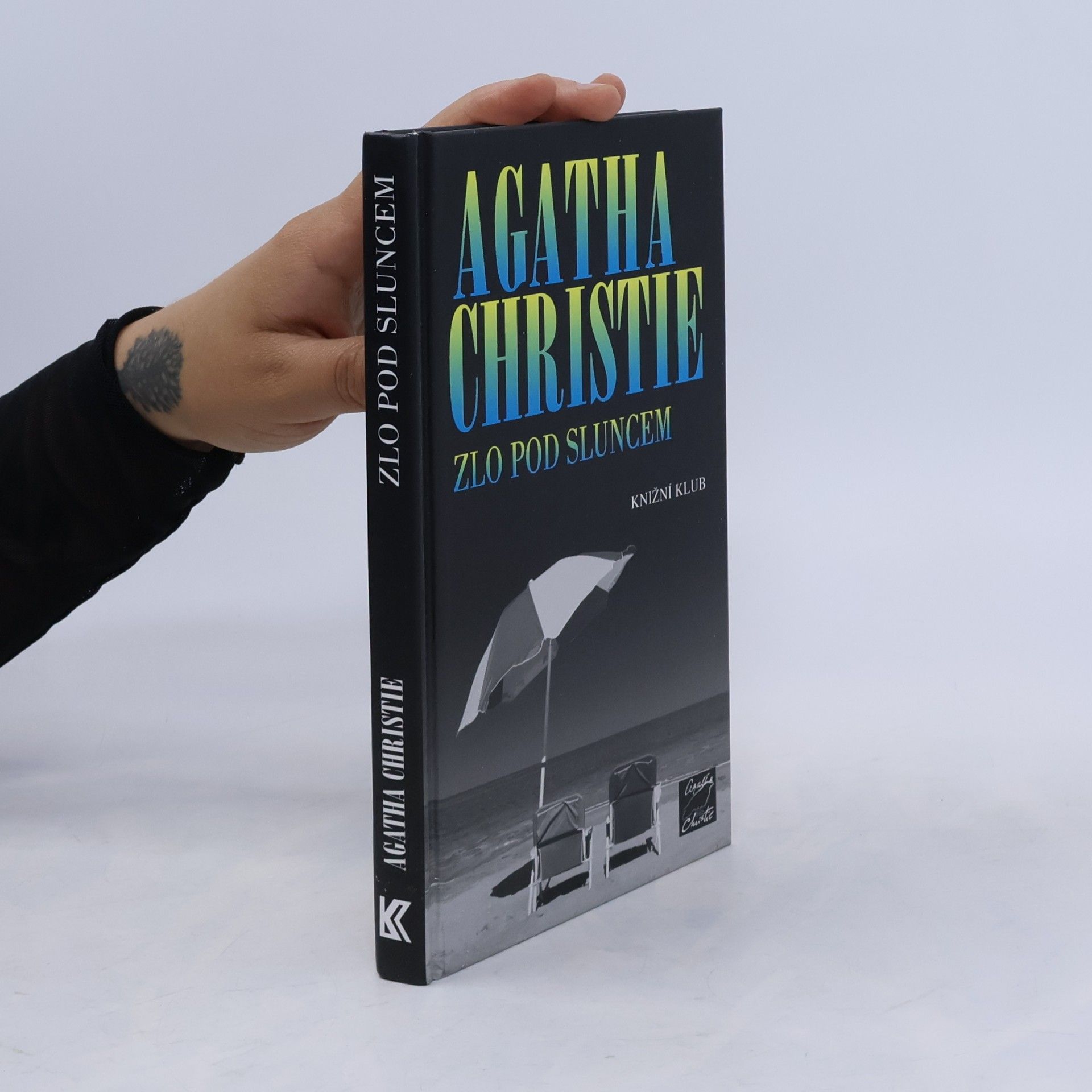 Agatha Christie Zlo pod sluncem