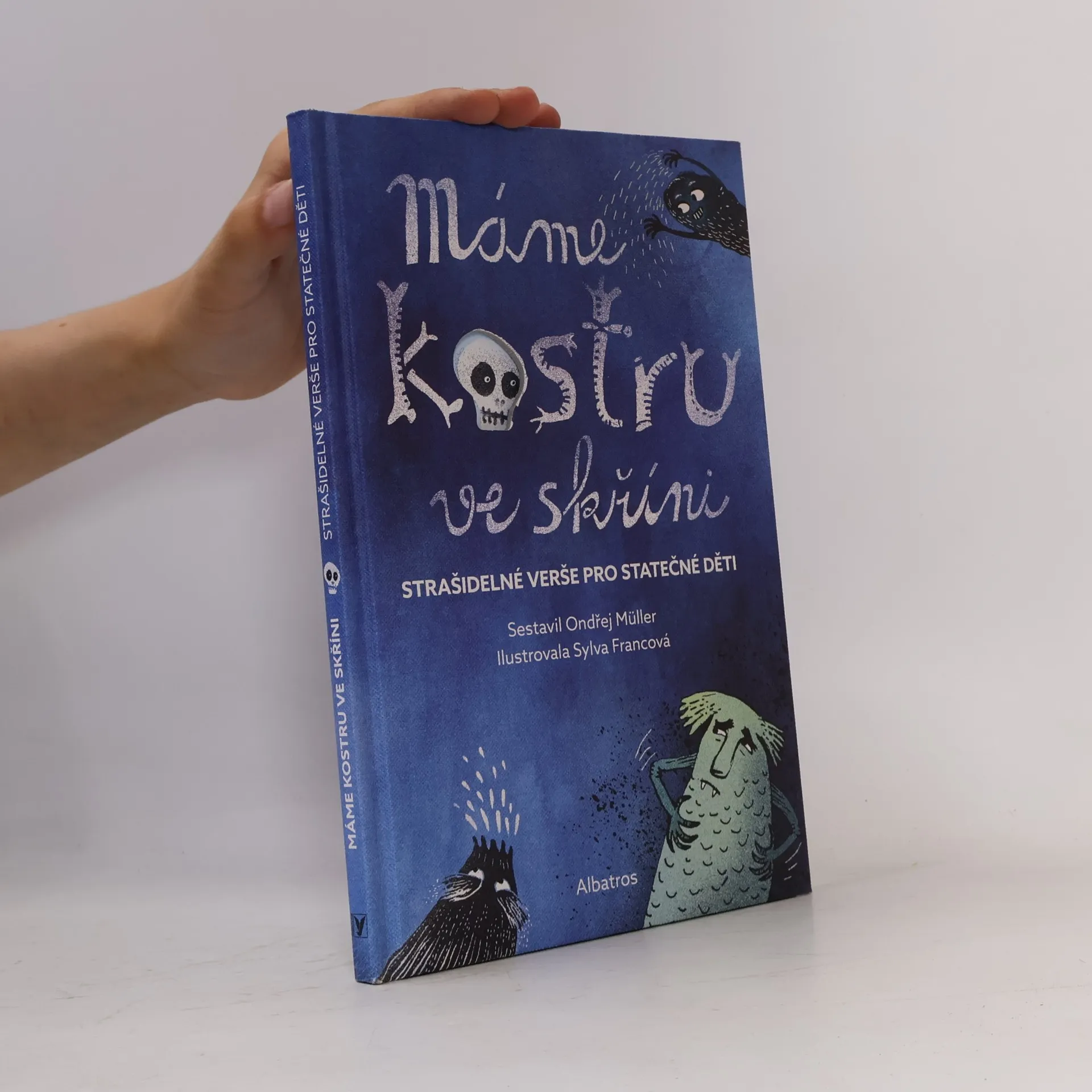 Jana Štroblová Máme kostru ve skříni
