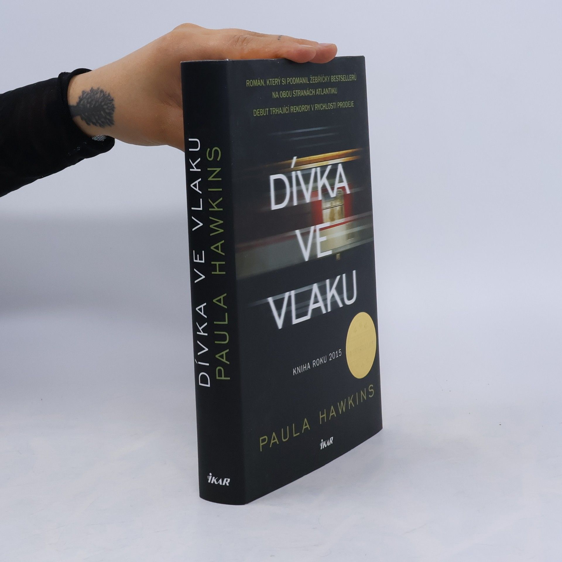 Paula Hawkins Dívka ve vlaku