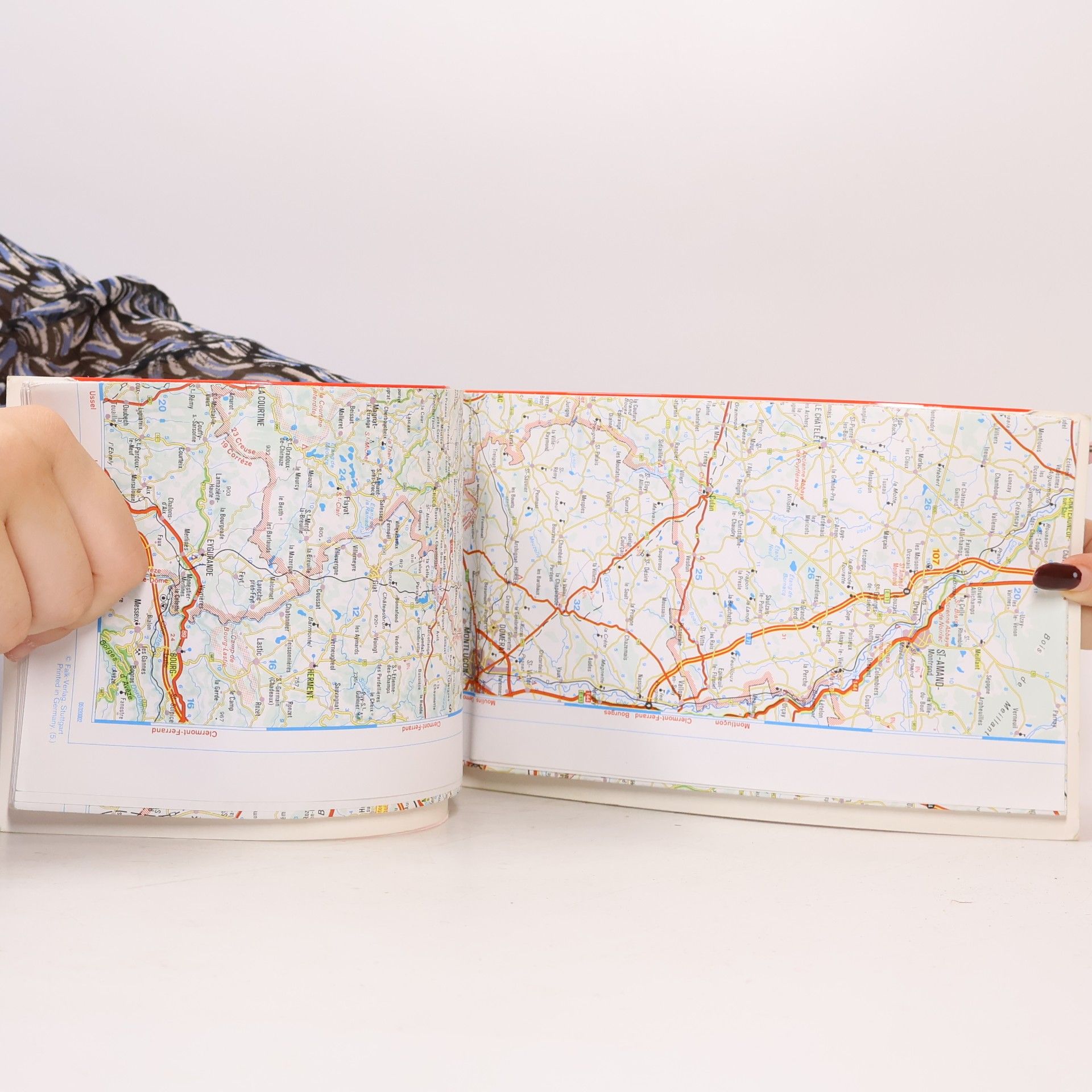 Kolektív autorov RV Euro-Regionalkarte 1:300000. Loiretal