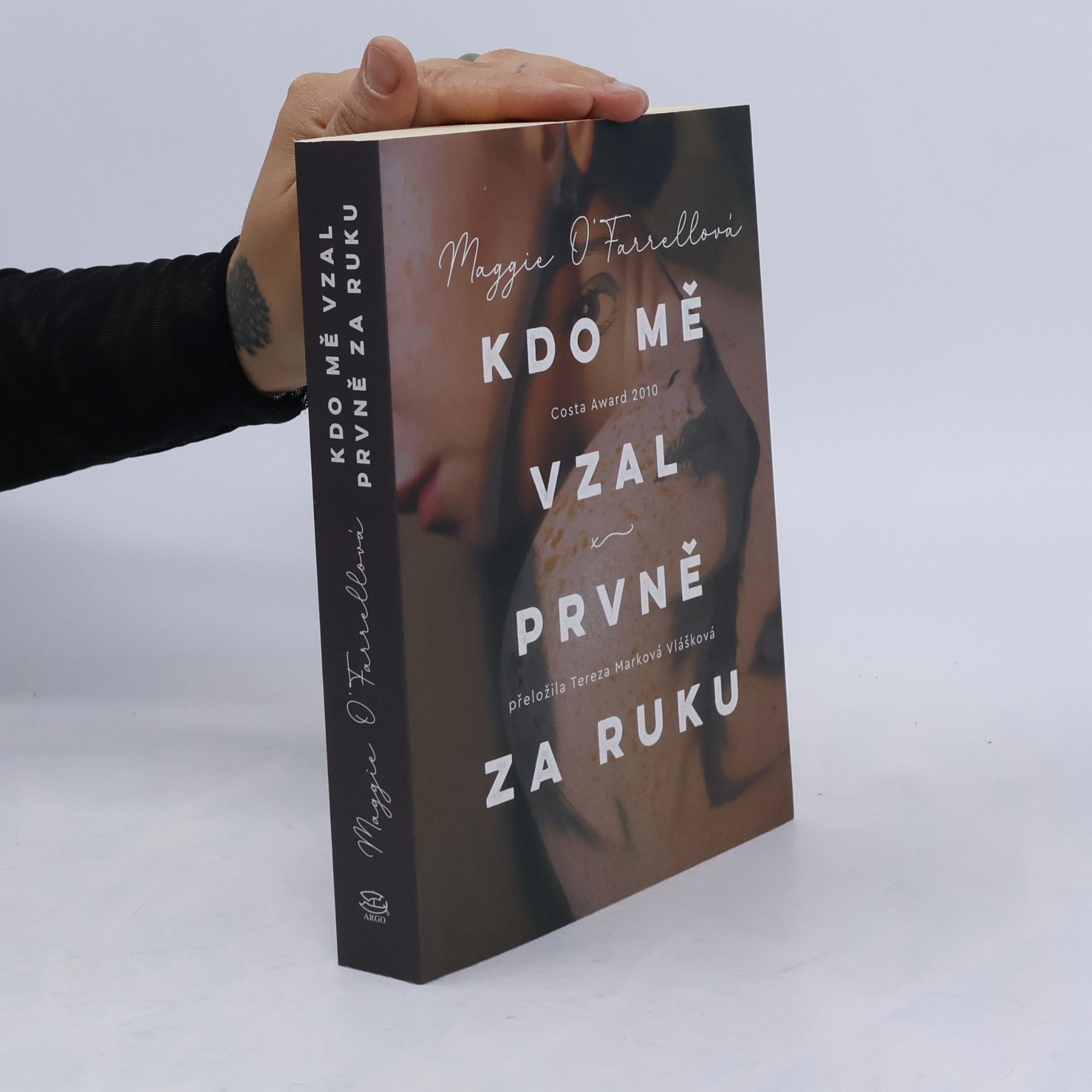 Kdo mě vzal prvně za ruku