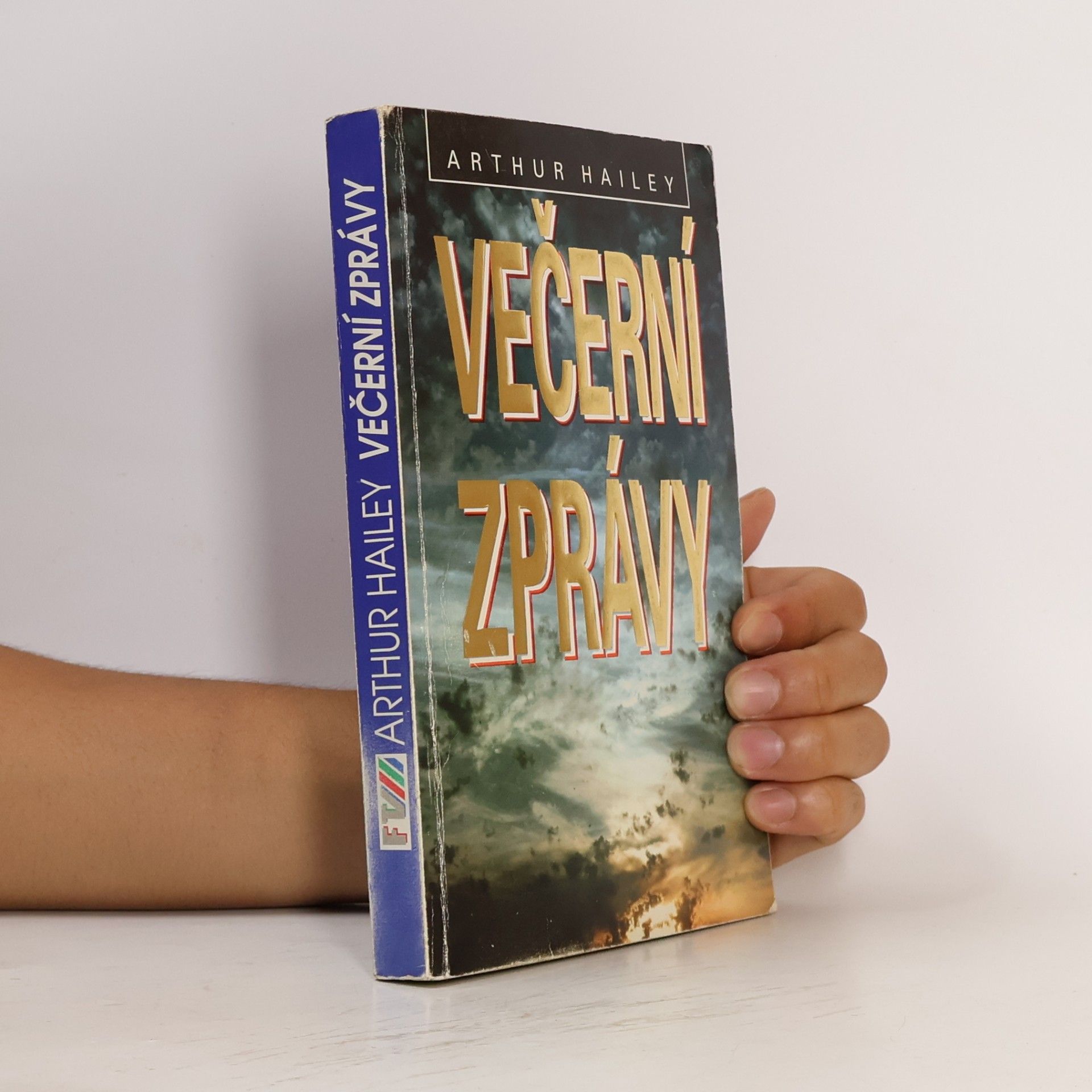 Arthur Hailey Večerní zprávy