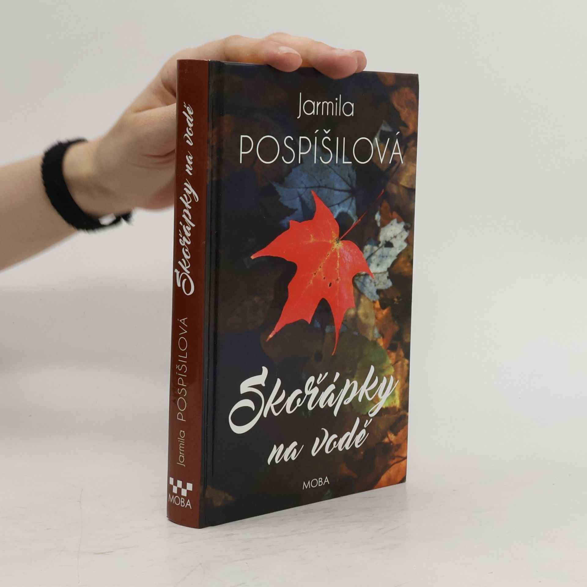 Jarmila Pospíšilová Skořápky na vodě