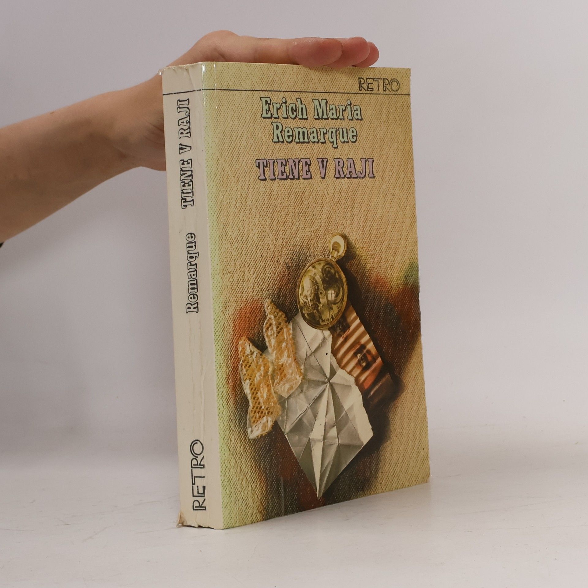 Erich Maria Remarque Tiene v raji