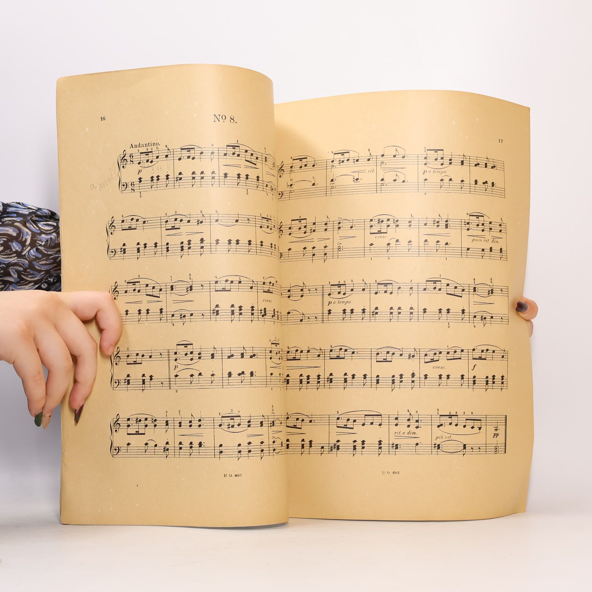 Arnoldo Sartorio Melodische Etuden für den Klavier-Unterricht in fortschreitender Reihenfolge. Heft 3