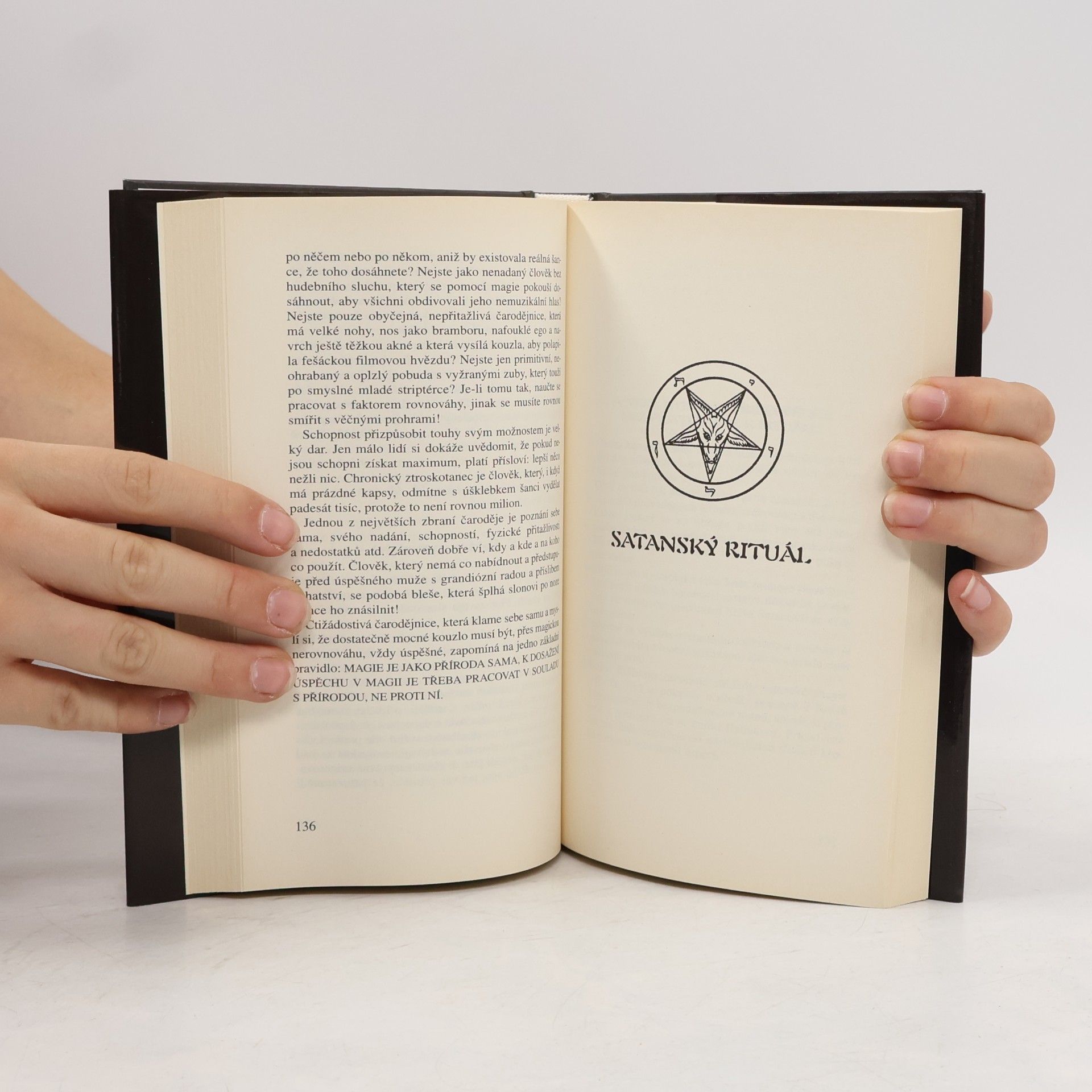 Anton Szandor La Vey Satanská bible