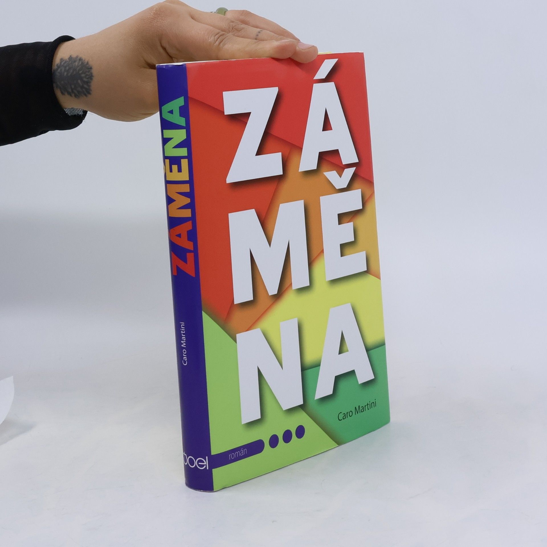 Caro Martini Záměna