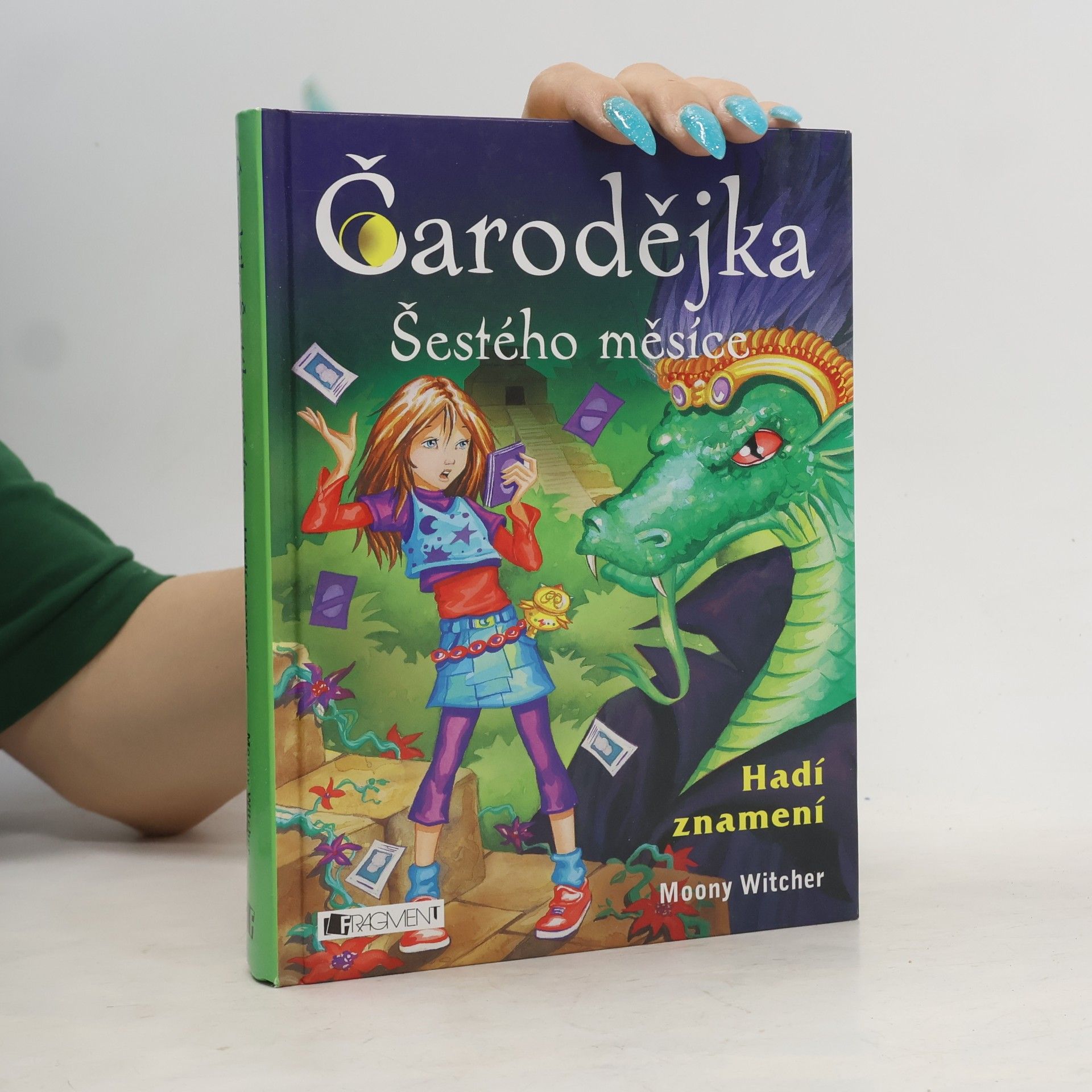 Moony Witcher Čarodějka Šestého měsíce. Hadí znamení