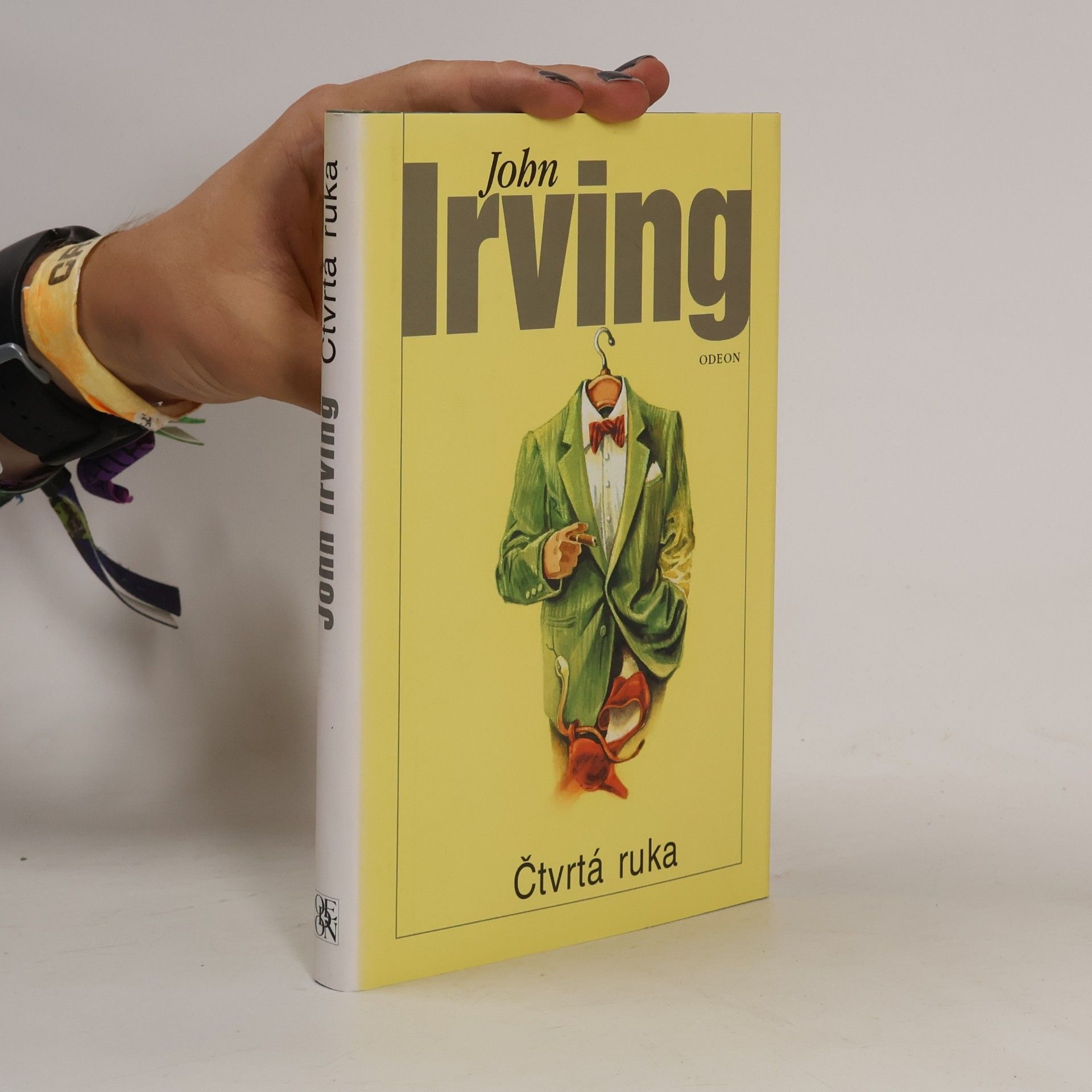 John Irving Čtvrtá ruka