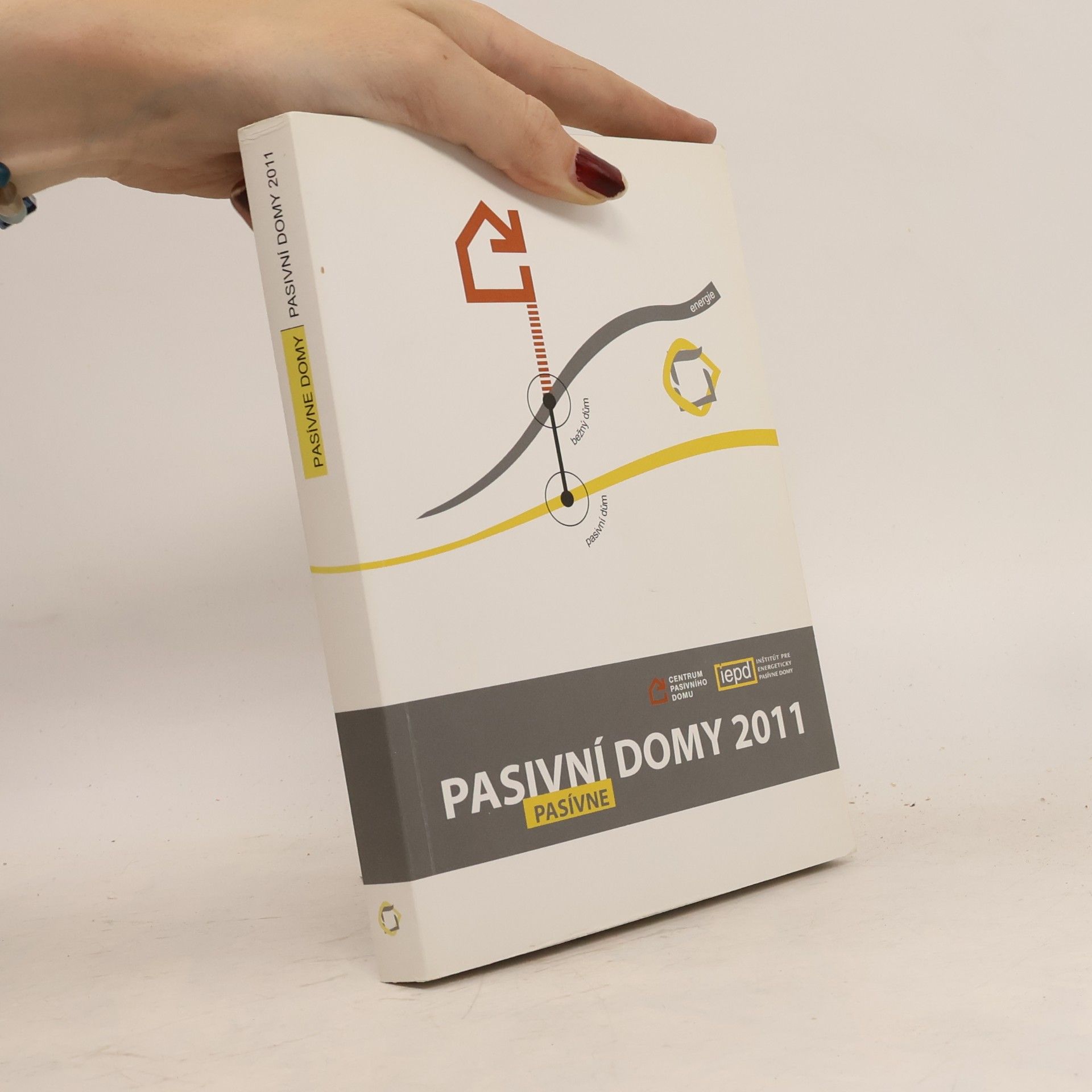 Kolektiv autorů Pasivní domy 2011