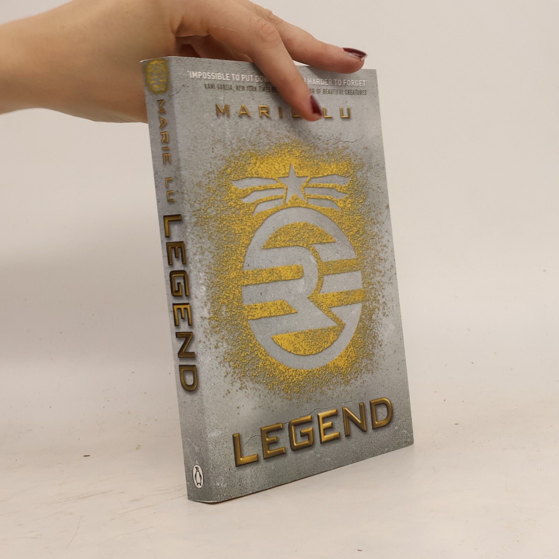 Marie Lu Legend