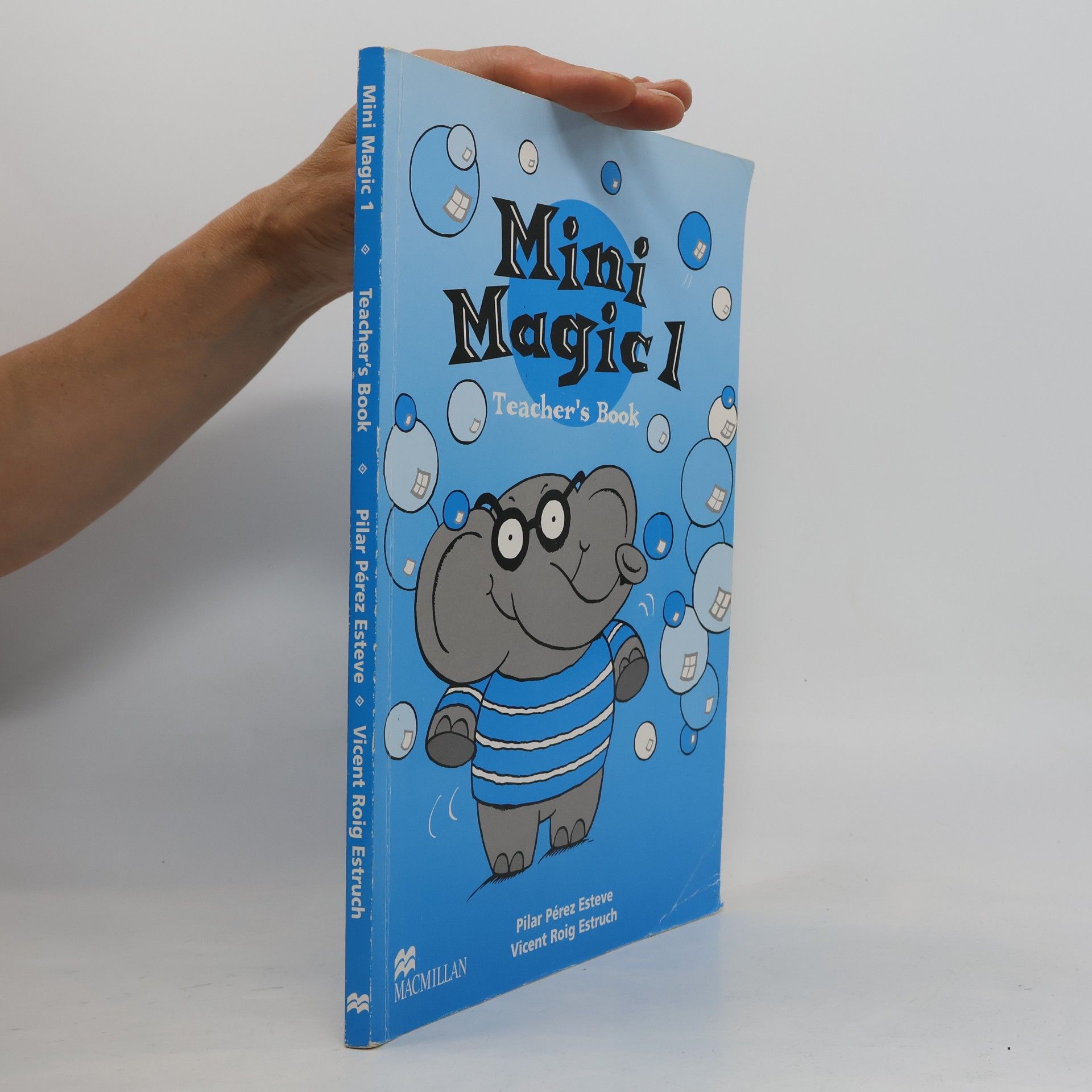 George Hollingworth Mini magic : pupils' book. 1
