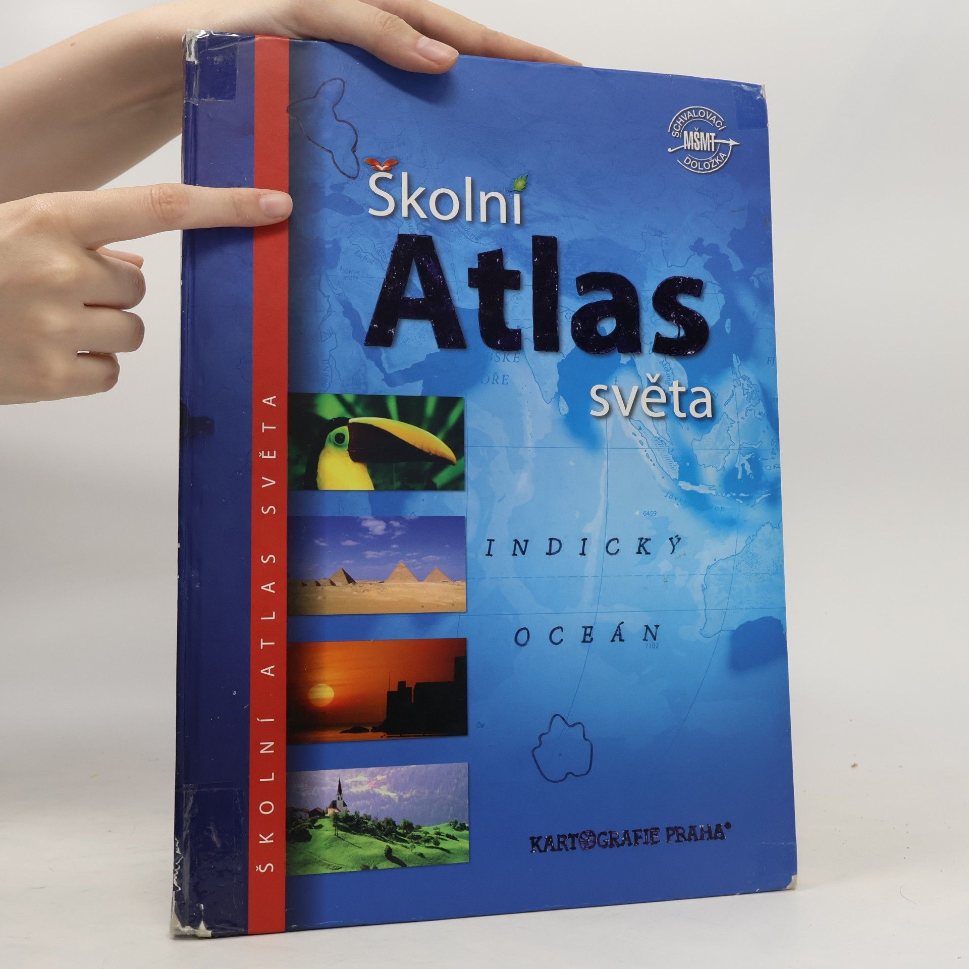 Autorenkollektiv Školní atlas světa