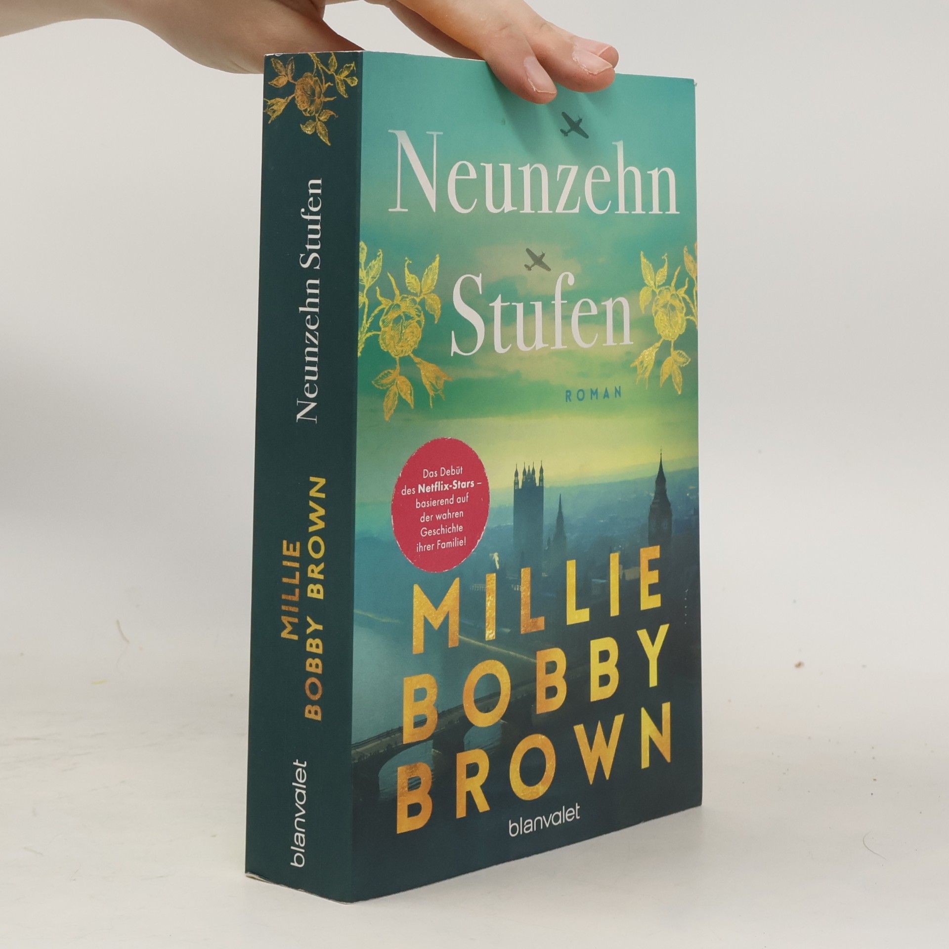 Millie Bobby Brown Neunzehn Stufen