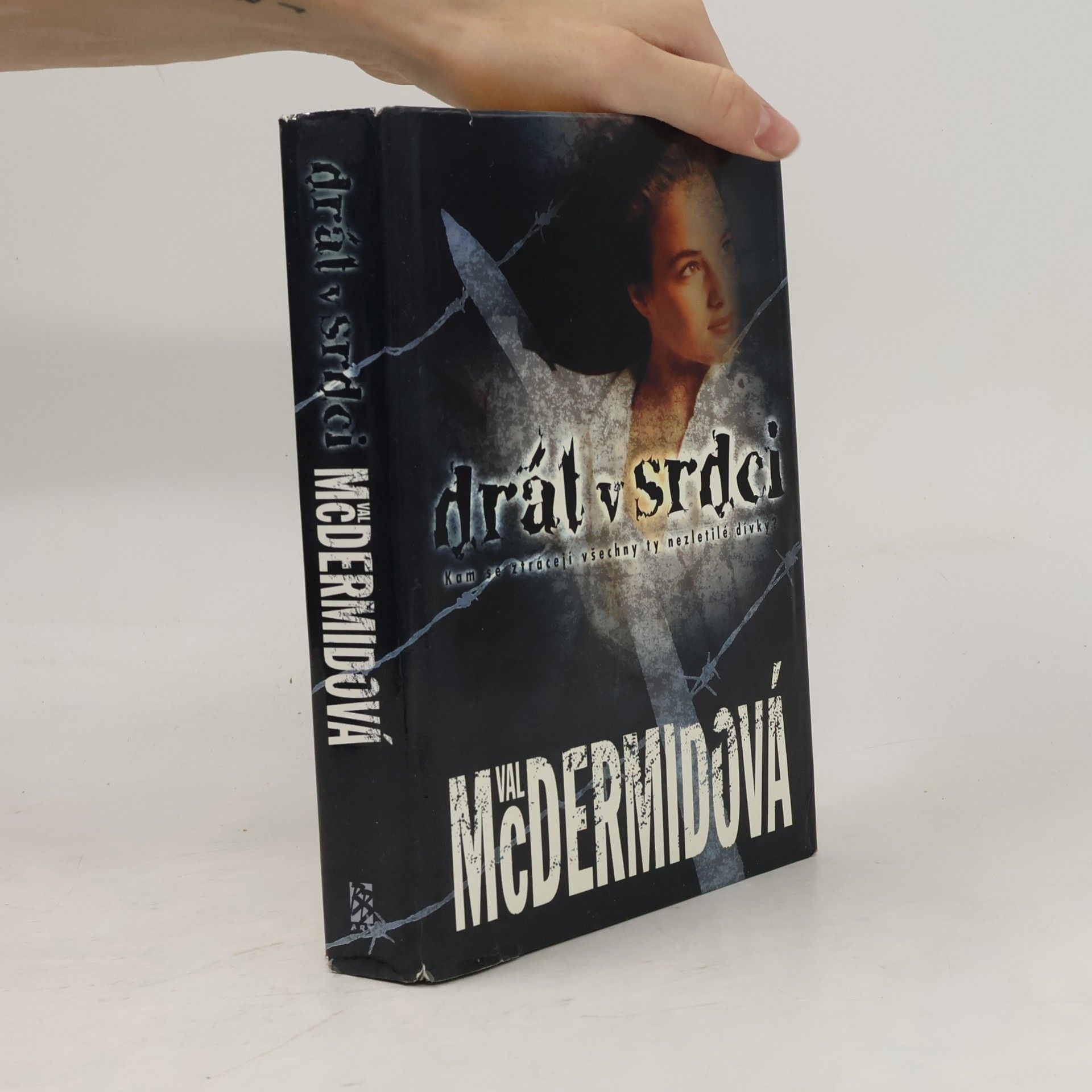 Val McDermid Drát v srdci