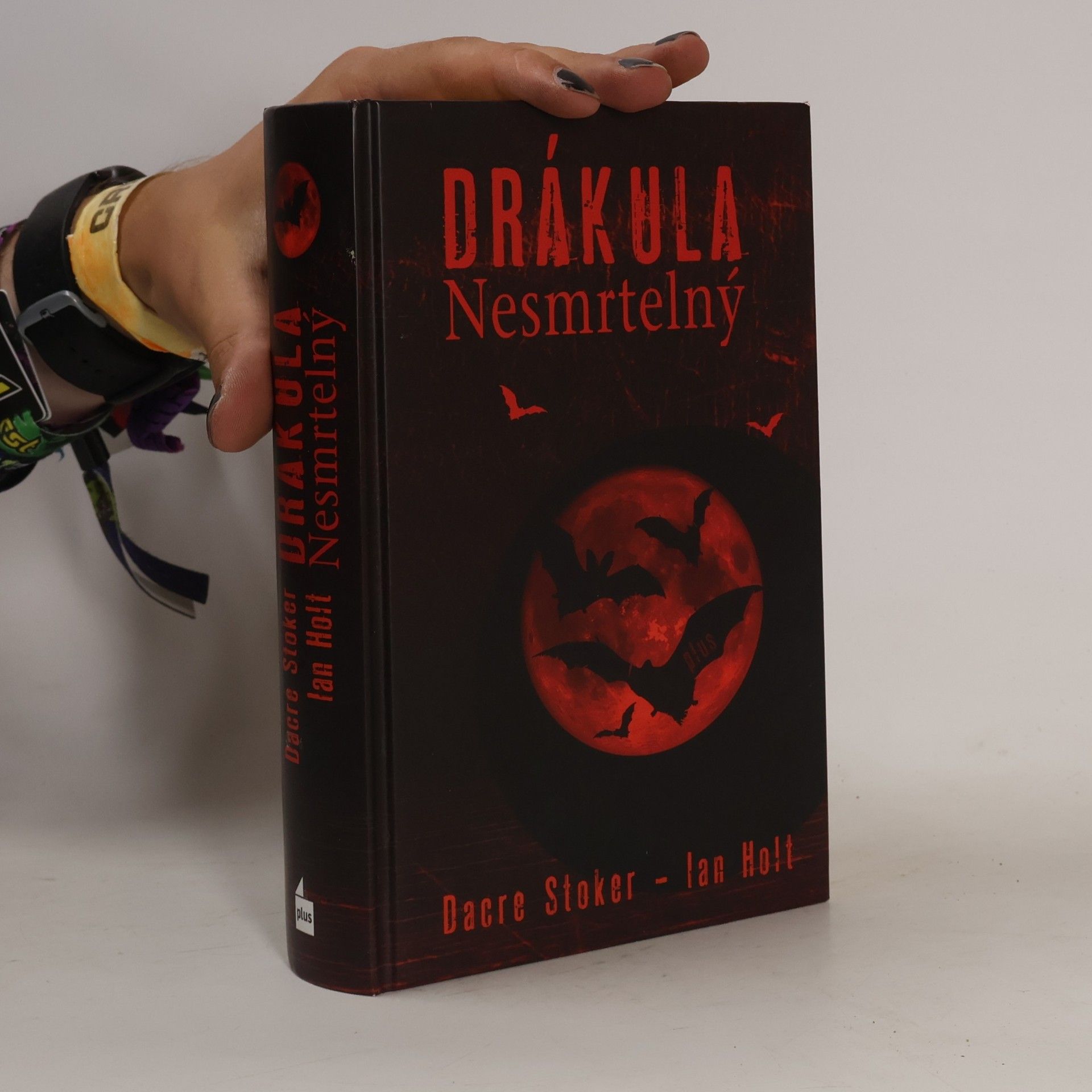 Dacre Stoker Drákula Nesmrtelný