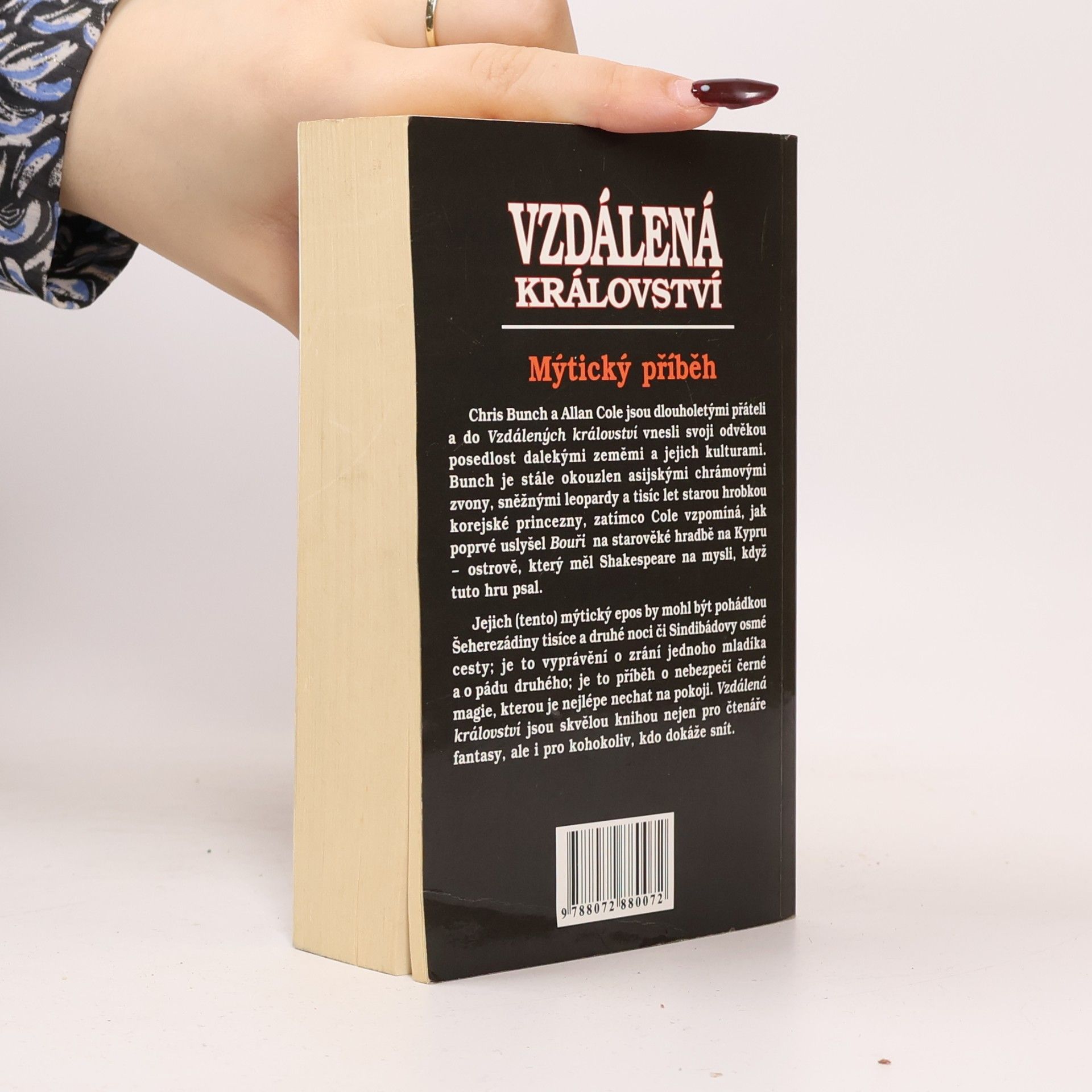 Allan Cole Vzdálená království