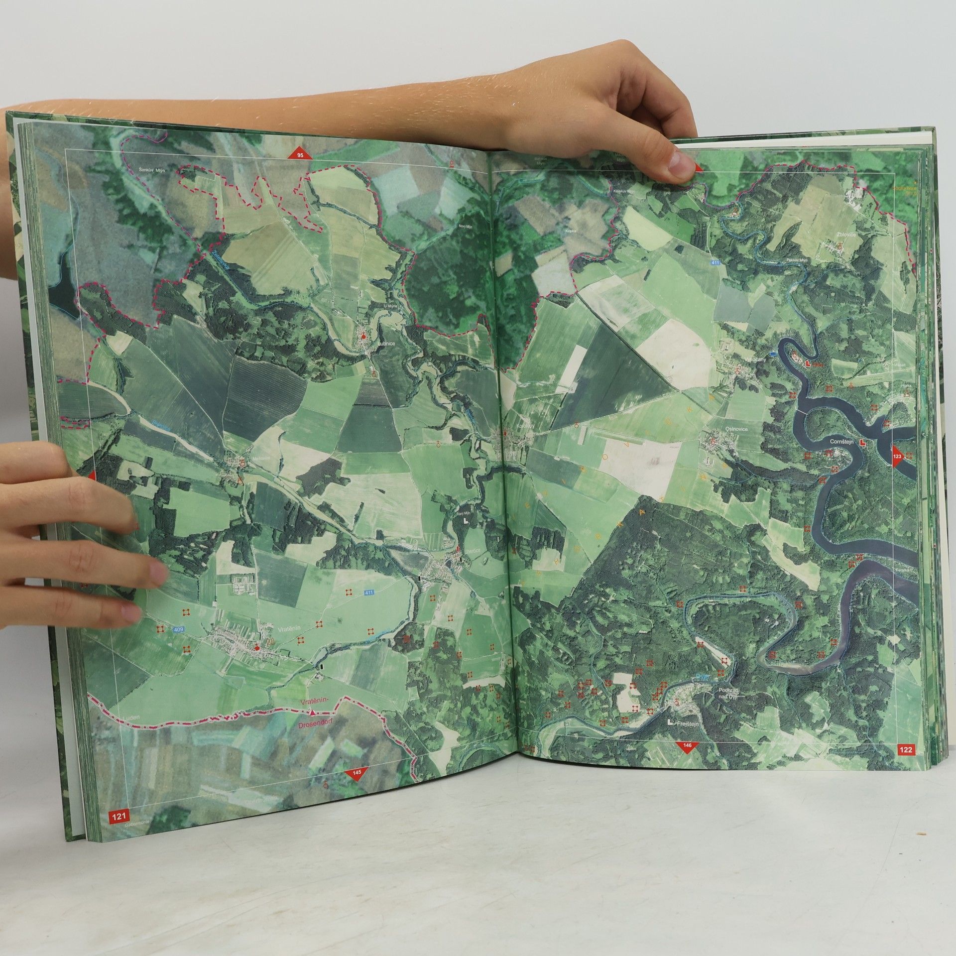 Karel Sukup Jihomoravský kraj. Atlas ortofotomap 1:25 000