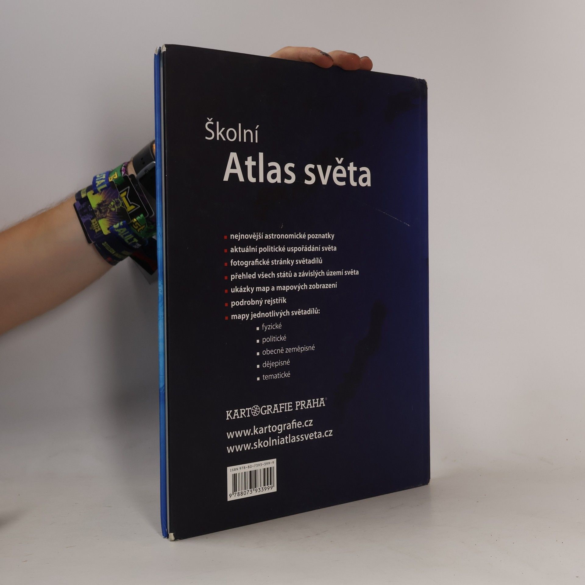 Autores varios Školní atlas světa