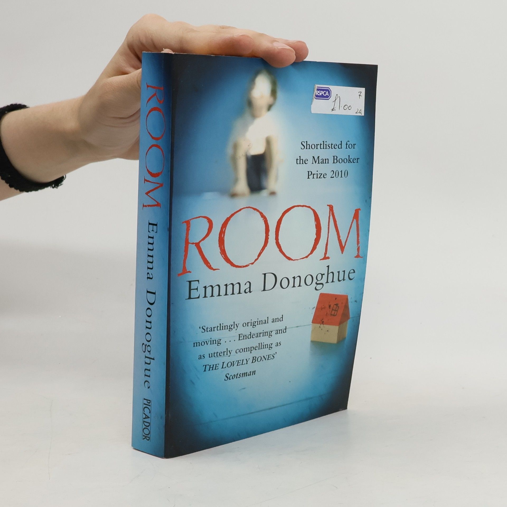 Emma Donoghue Room