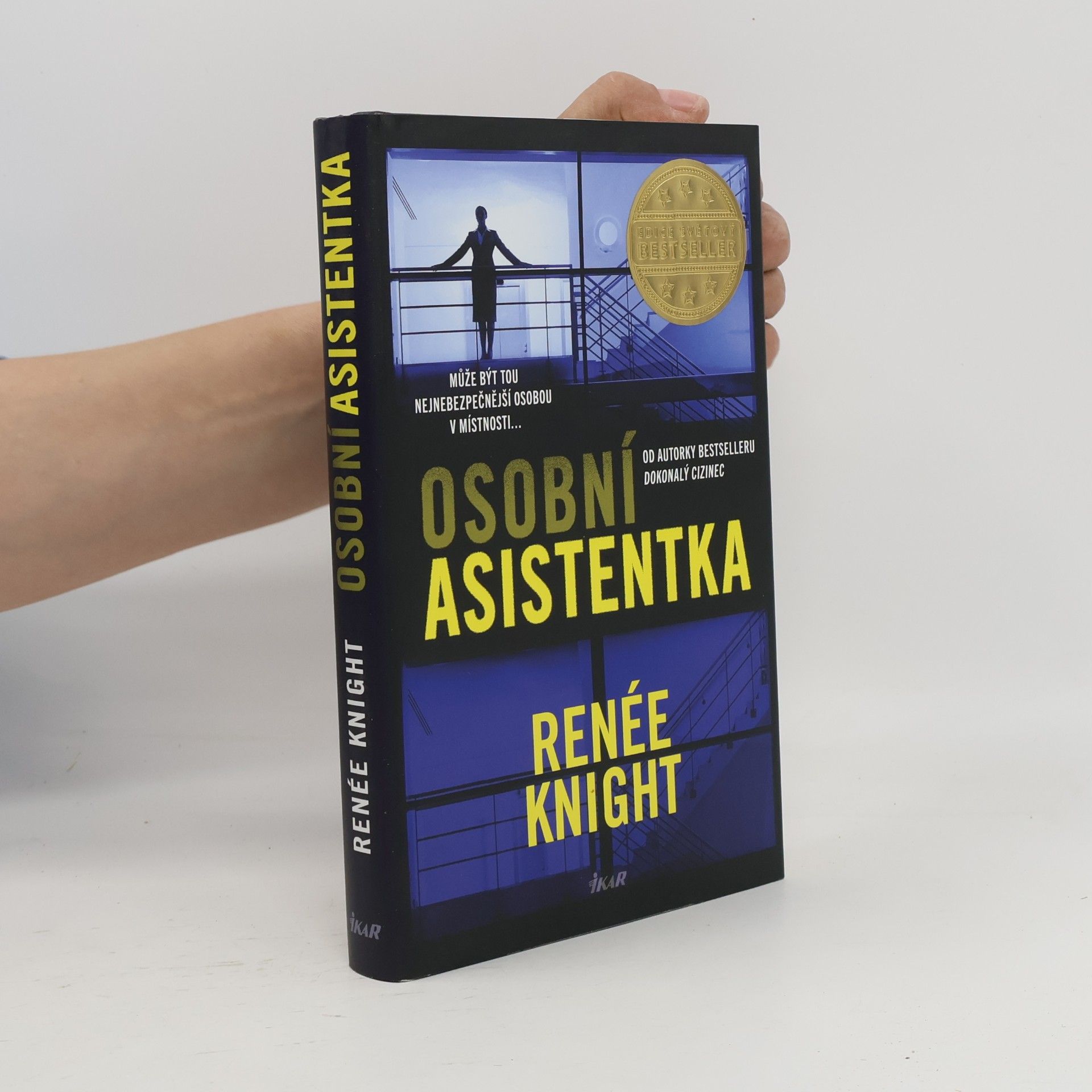 Rene e. Knight Osobní asistentka