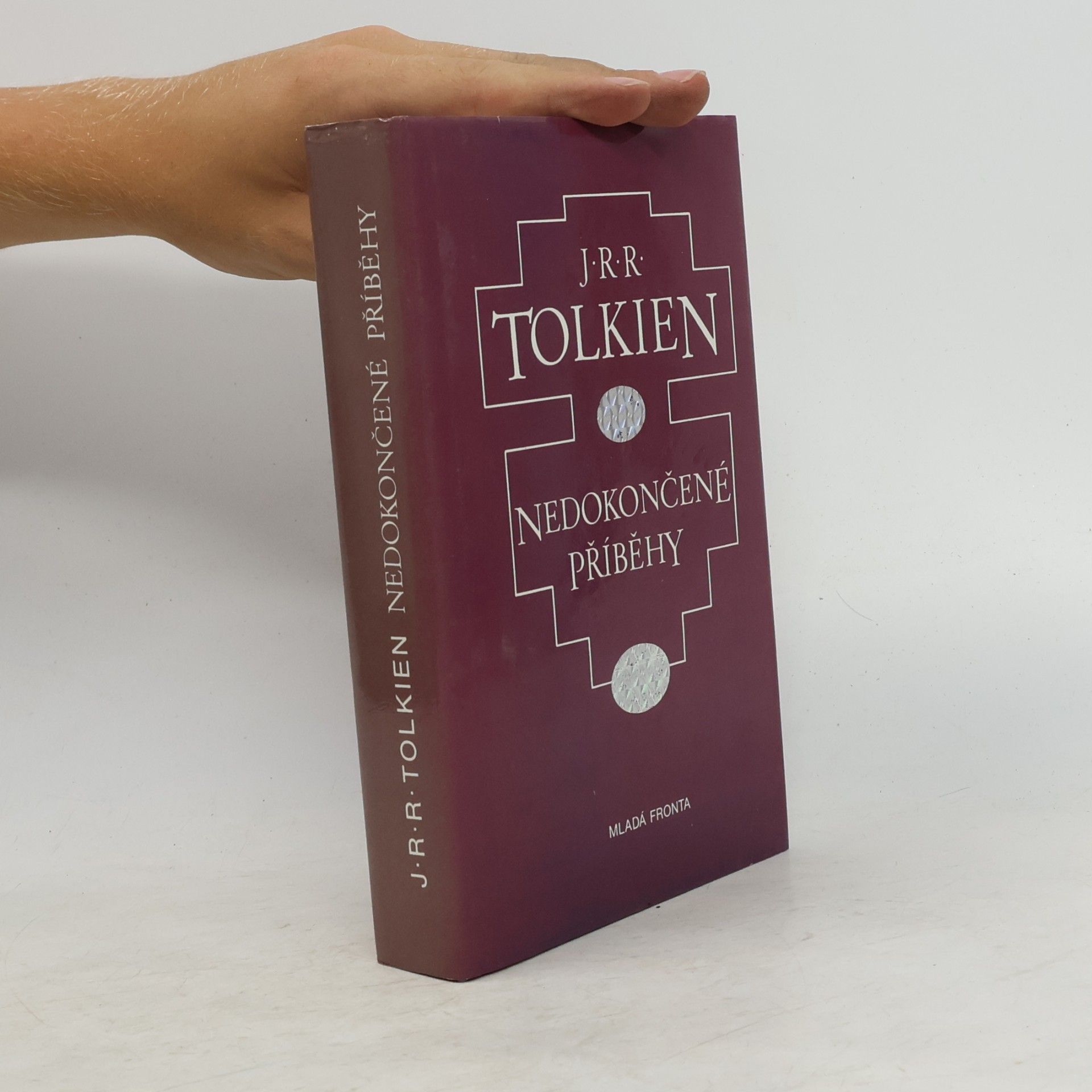 J. R. R. Tolkien Nedokončené příběhy Númenoru a Středozemě