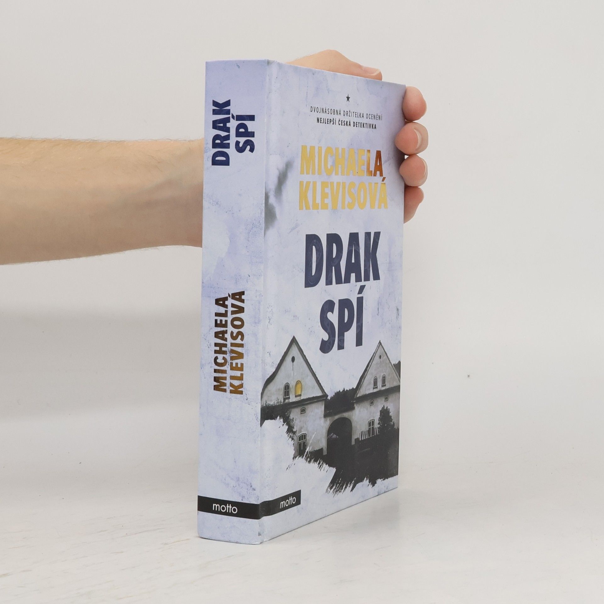 Drak spí