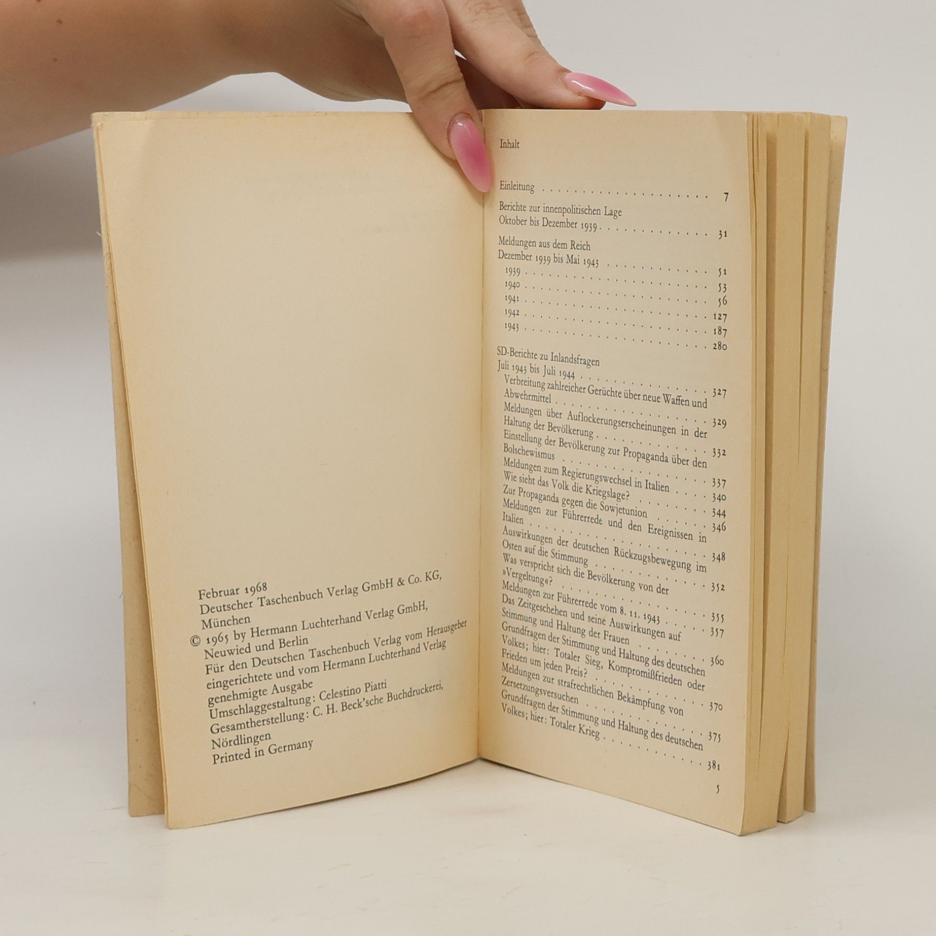Auteurscollectief Meldungen aus dem Reich