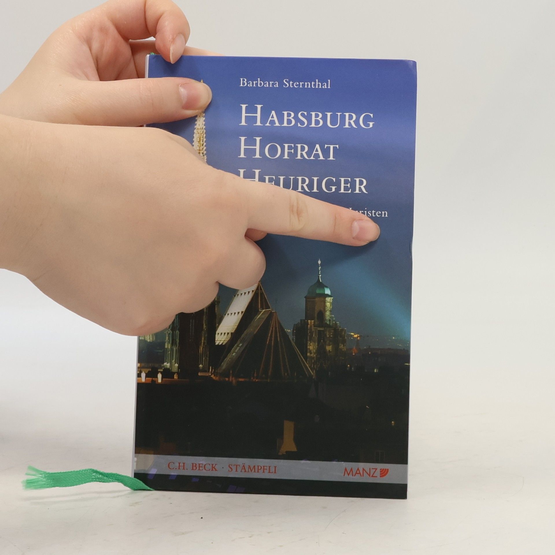 Barbara Sternthal Habsburg, Hofrat, Heuriger